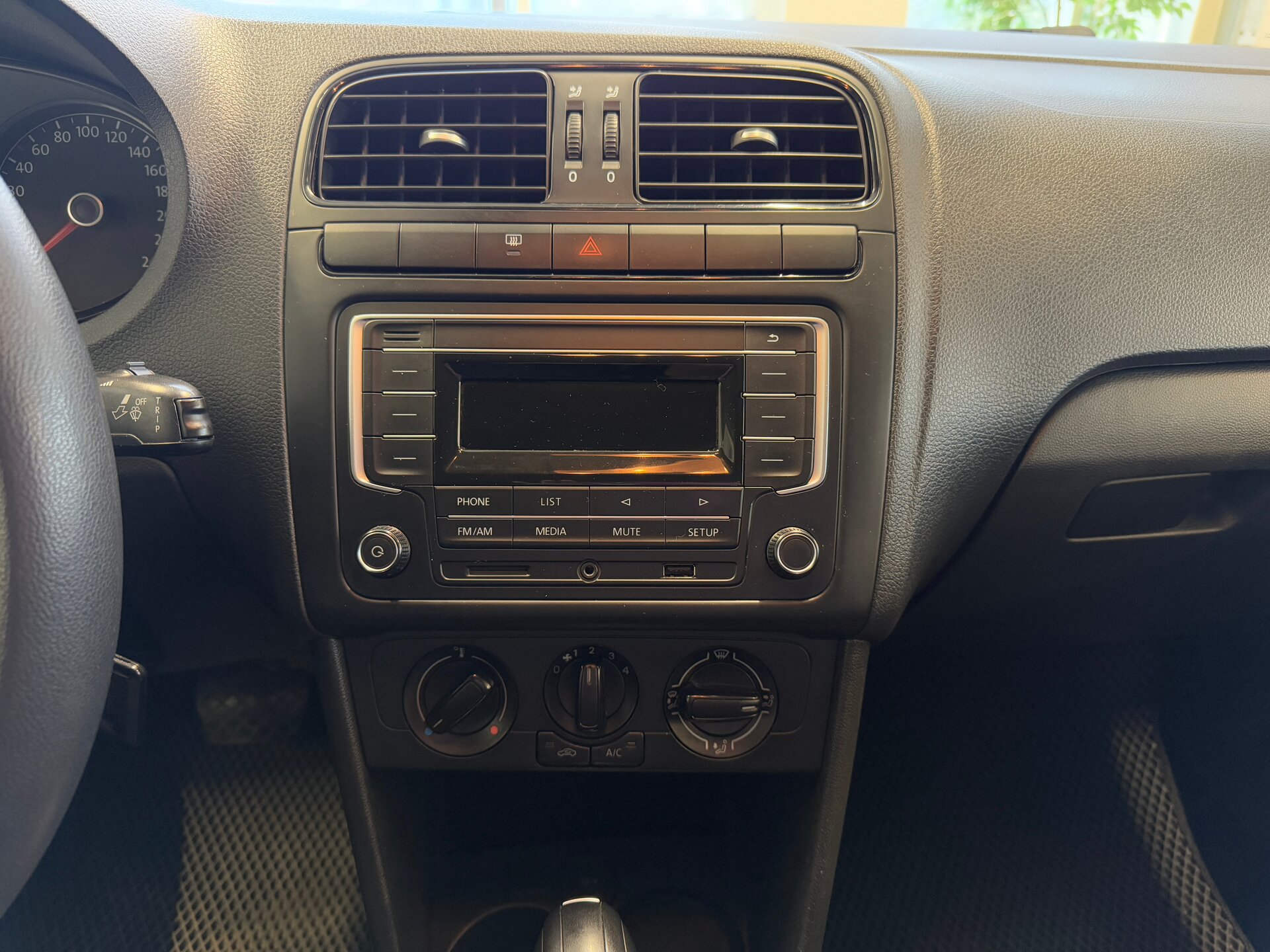 Volkswagen Polo, V Рестайлинг 2019