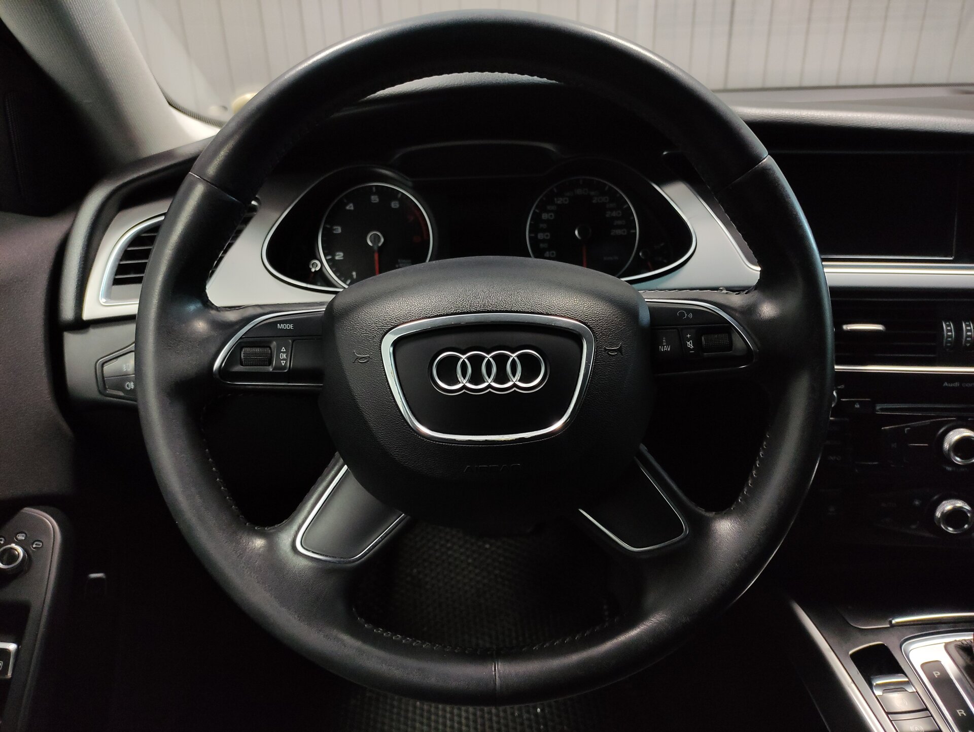 Audi A4, IV (B8) Рестайлинг 2013