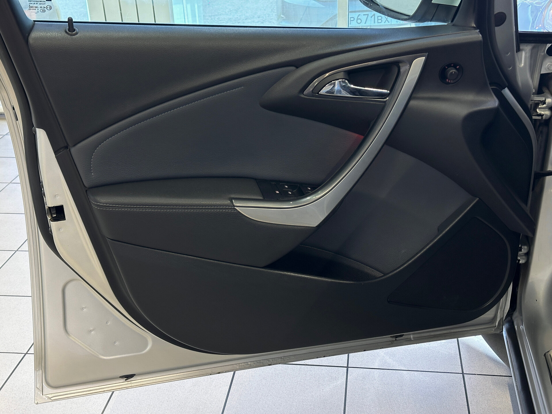 Opel Astra, J Рестайлинг 2012 Opel Astra, J Рестайлинг 2012