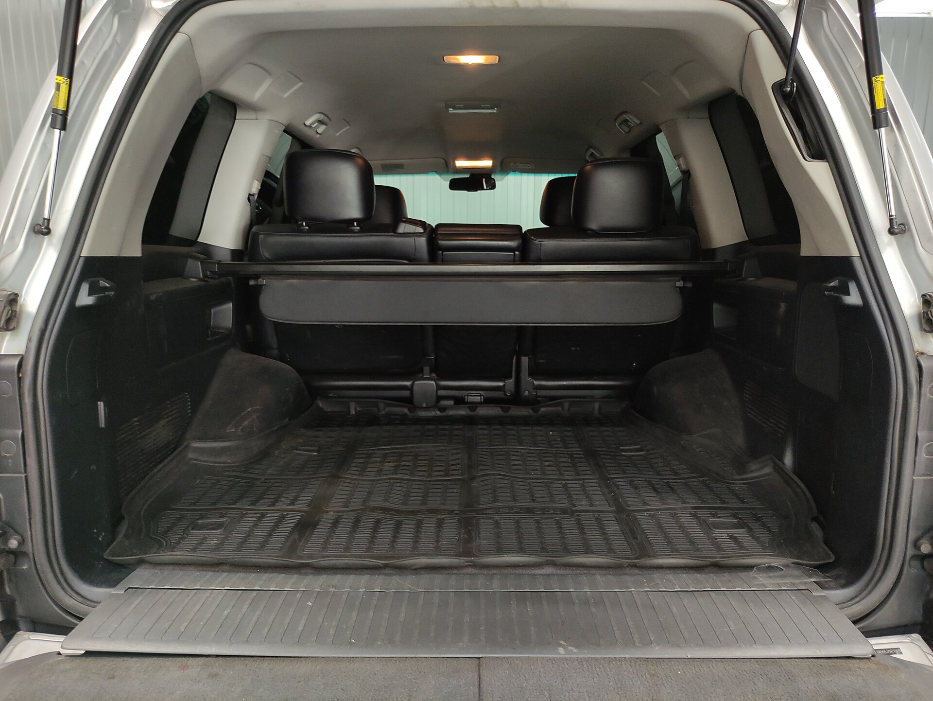 Toyota Land Cruiser, 200 Series Рестайлинг 1 2013 Toyota Land Cruiser, 200 Series Рестайлинг 1 2013