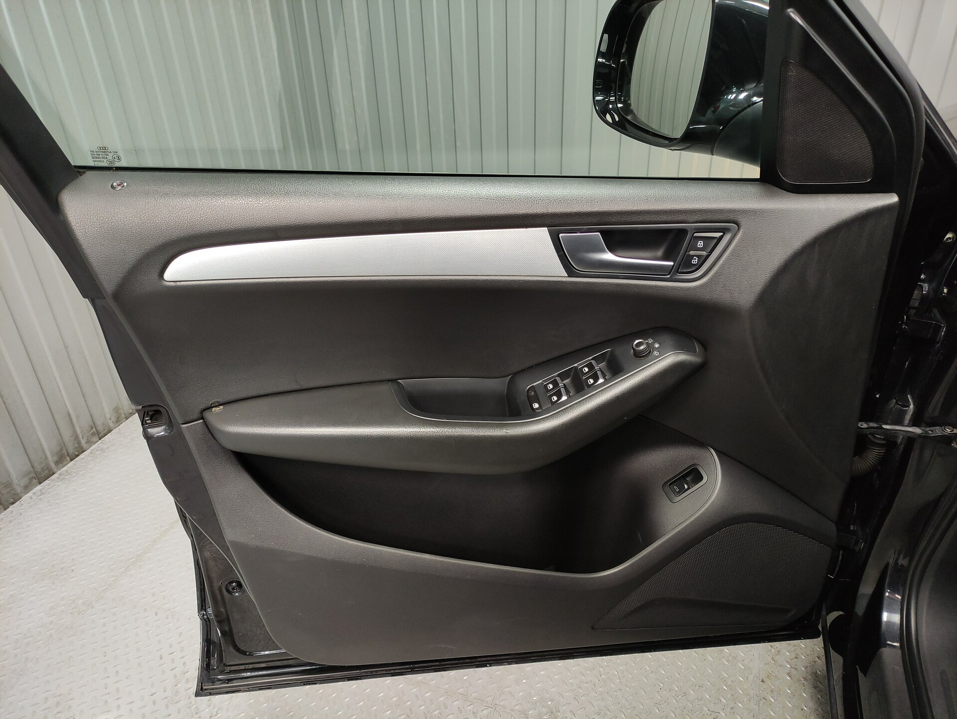 Audi Q5, I (8R) 2012 Audi Q5, I (8R) 2012