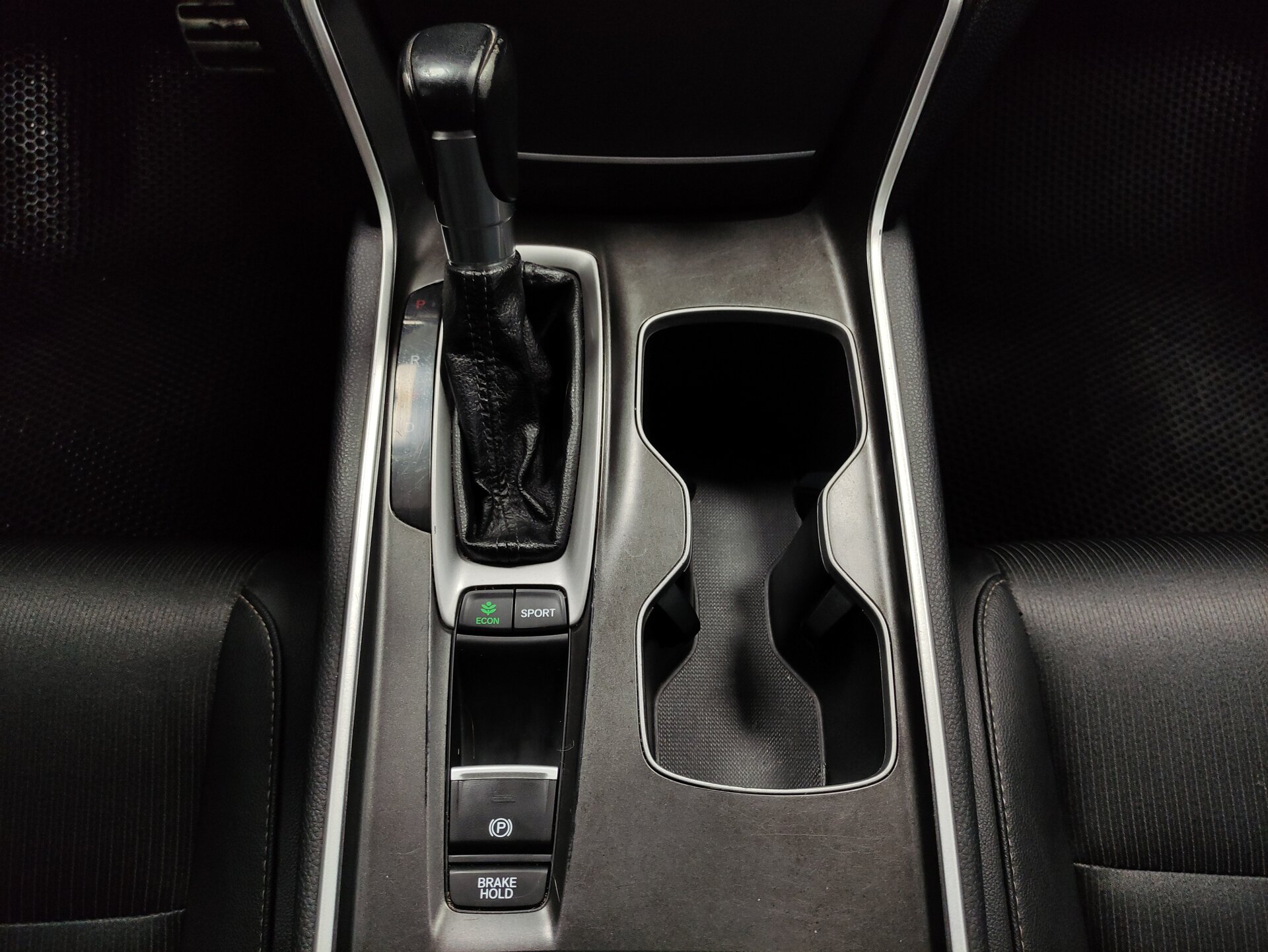 Honda Accord, X 2019