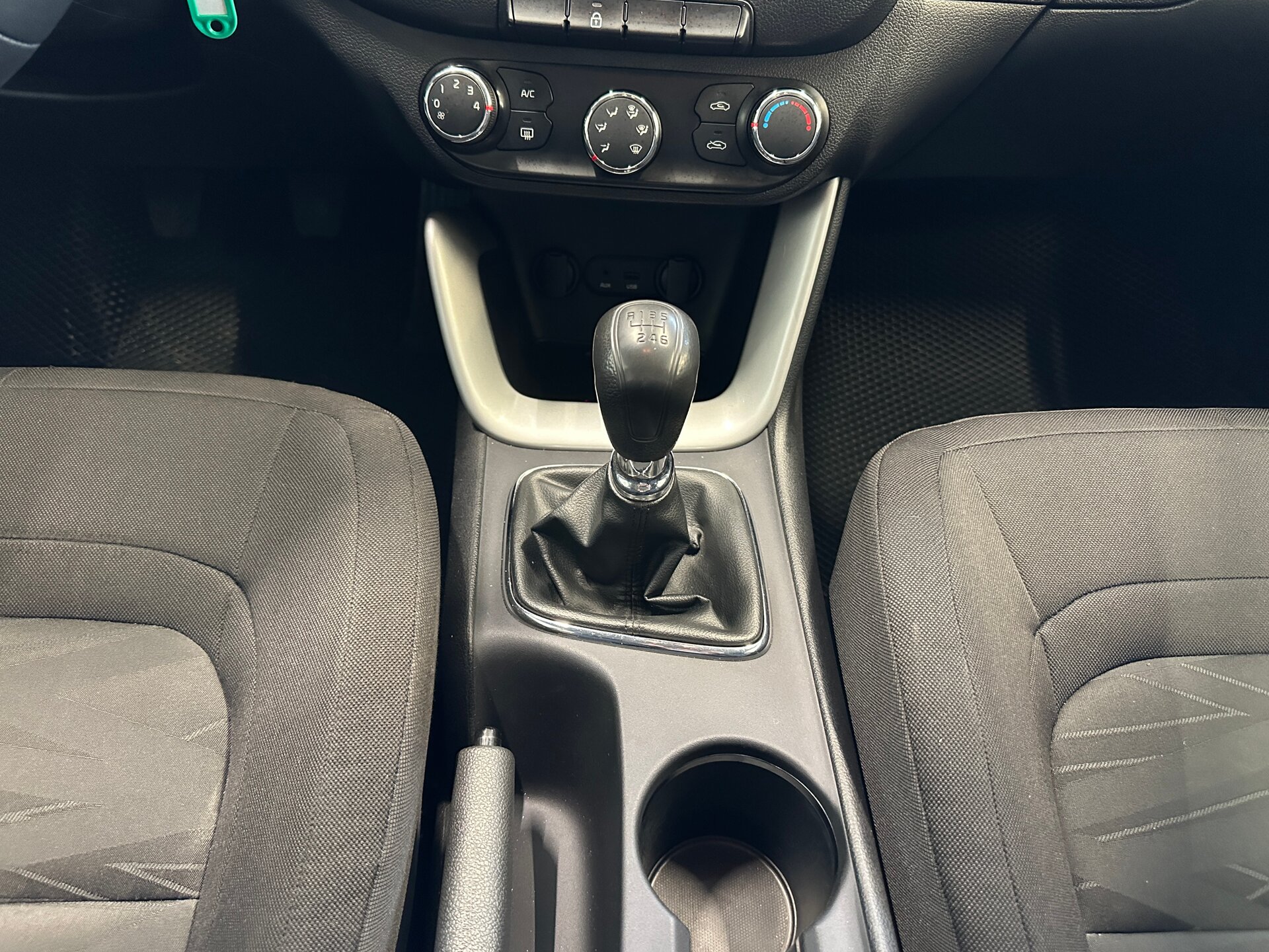 Kia Ceed, II 2013 Kia Ceed, II 2013
