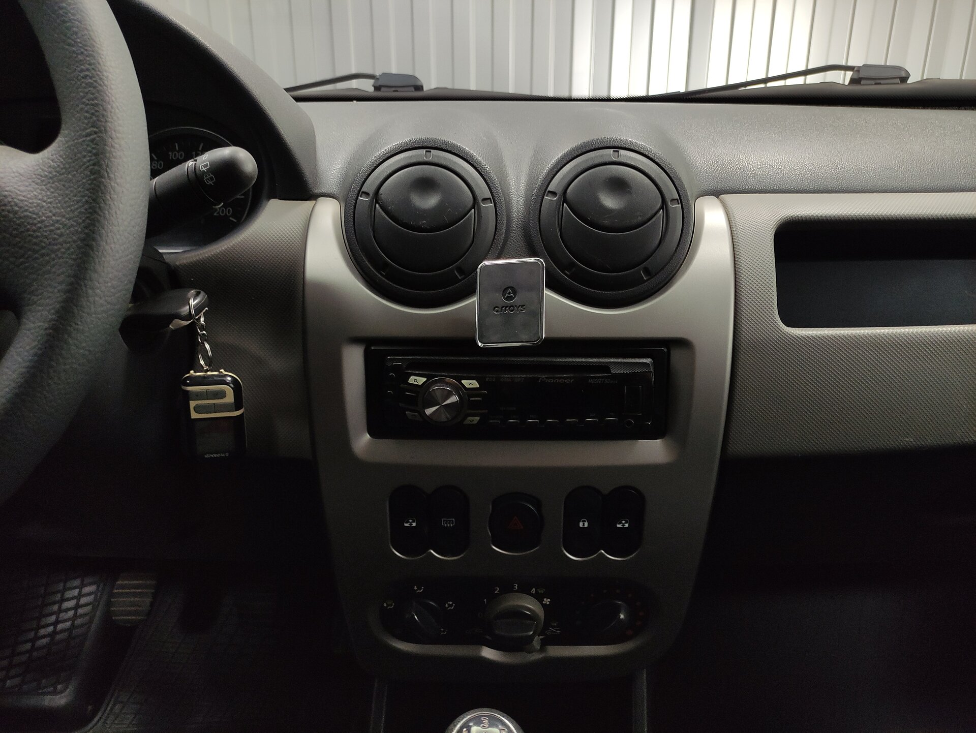 Renault Sandero, I 2011 Renault Sandero, I 2011