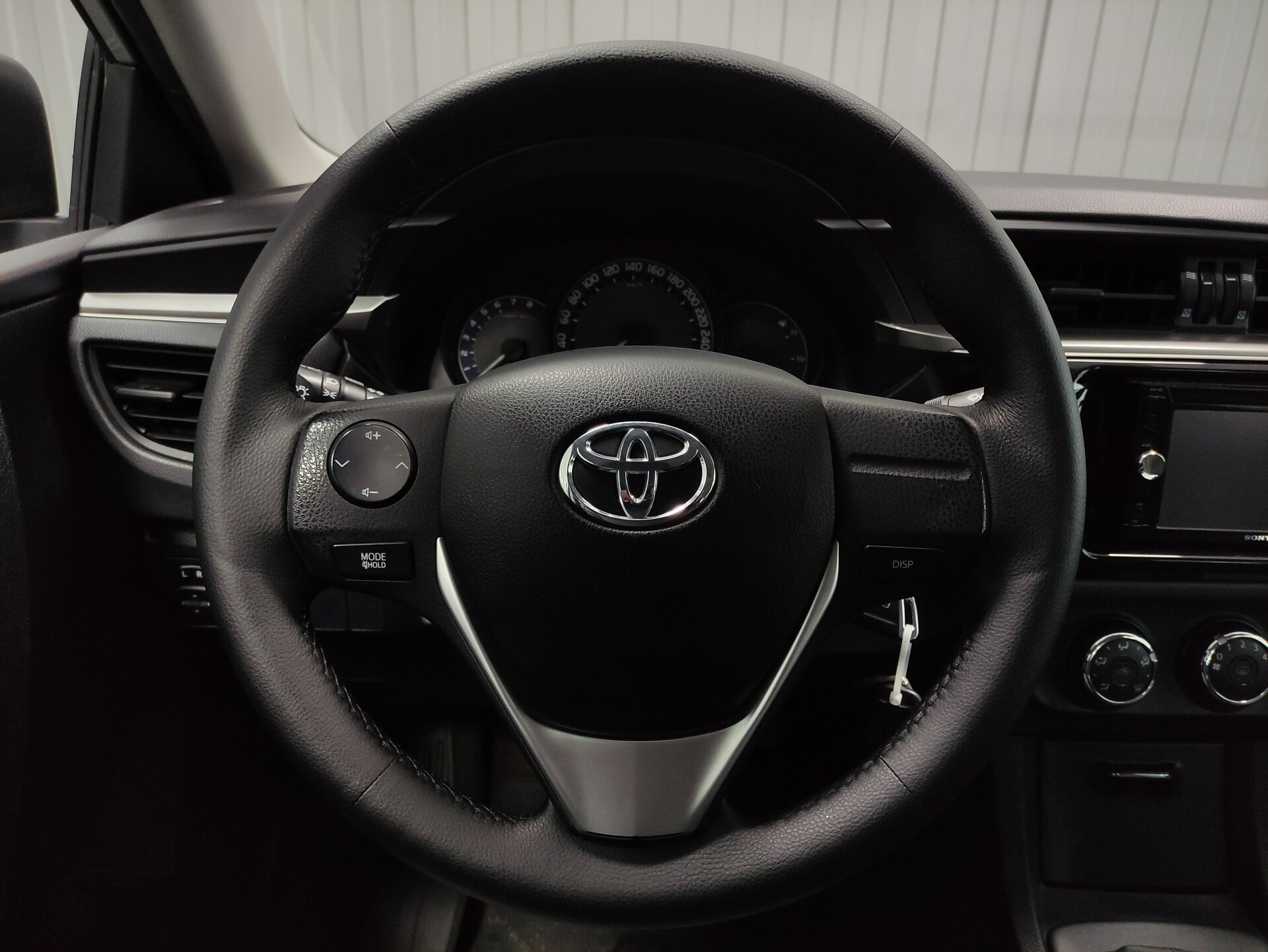 Toyota Corolla, XI (E160, E170, E180) 2014 Toyota Corolla, XI (E160, E170, E180) 2014