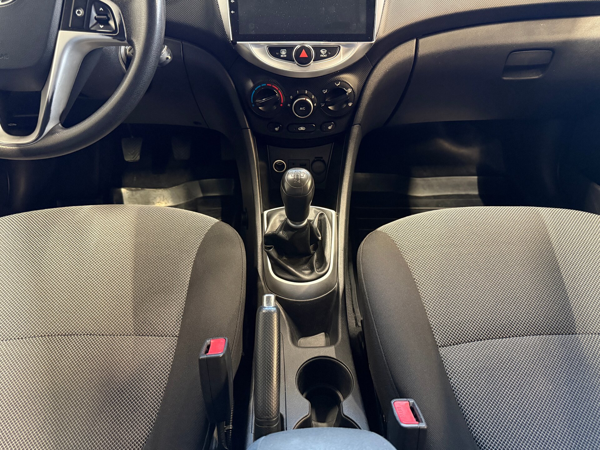 Hyundai Solaris, I 2011 Hyundai Solaris, I 2011