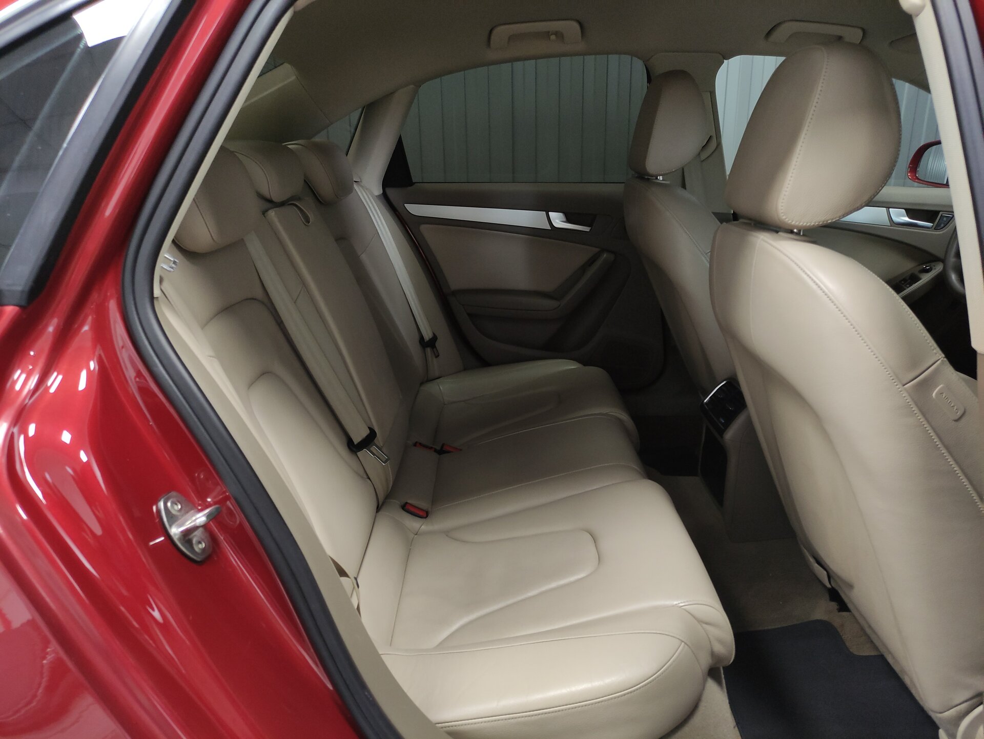 Audi A4, IV (B8) 2011