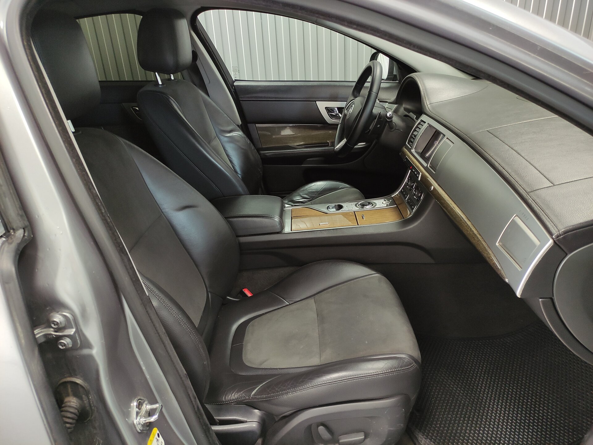 Jaguar XF, I Рестайлинг 2012