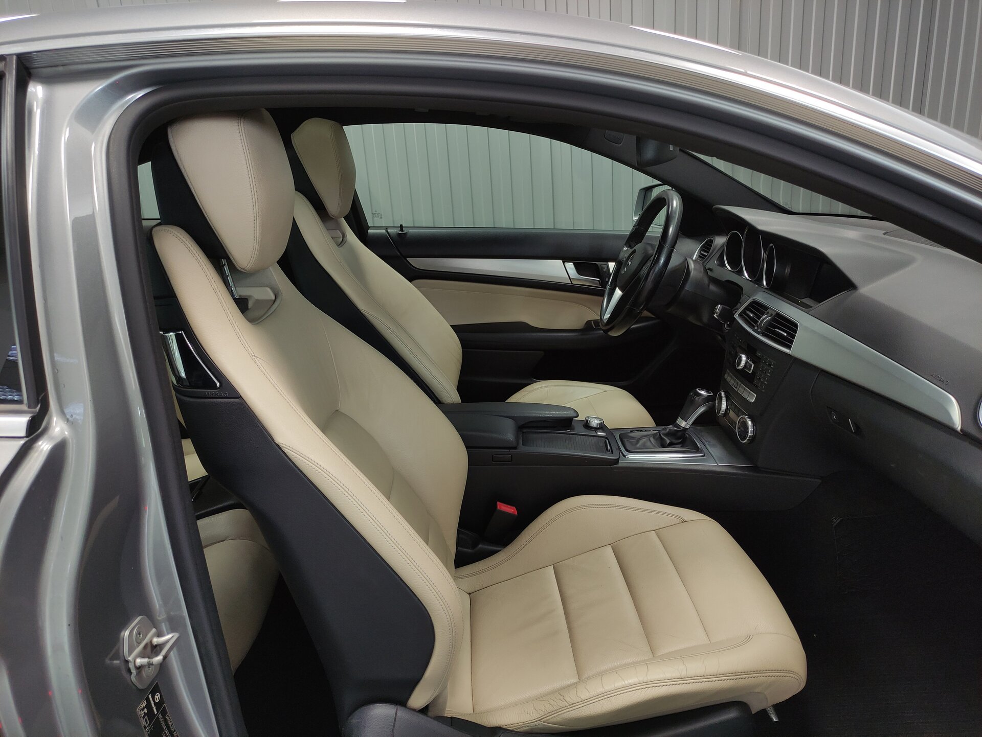 Mercedes-Benz C-Класс, III (W204) Рестайлинг 2011 Mercedes-Benz C-Класс, III (W204) Рестайлинг 2011