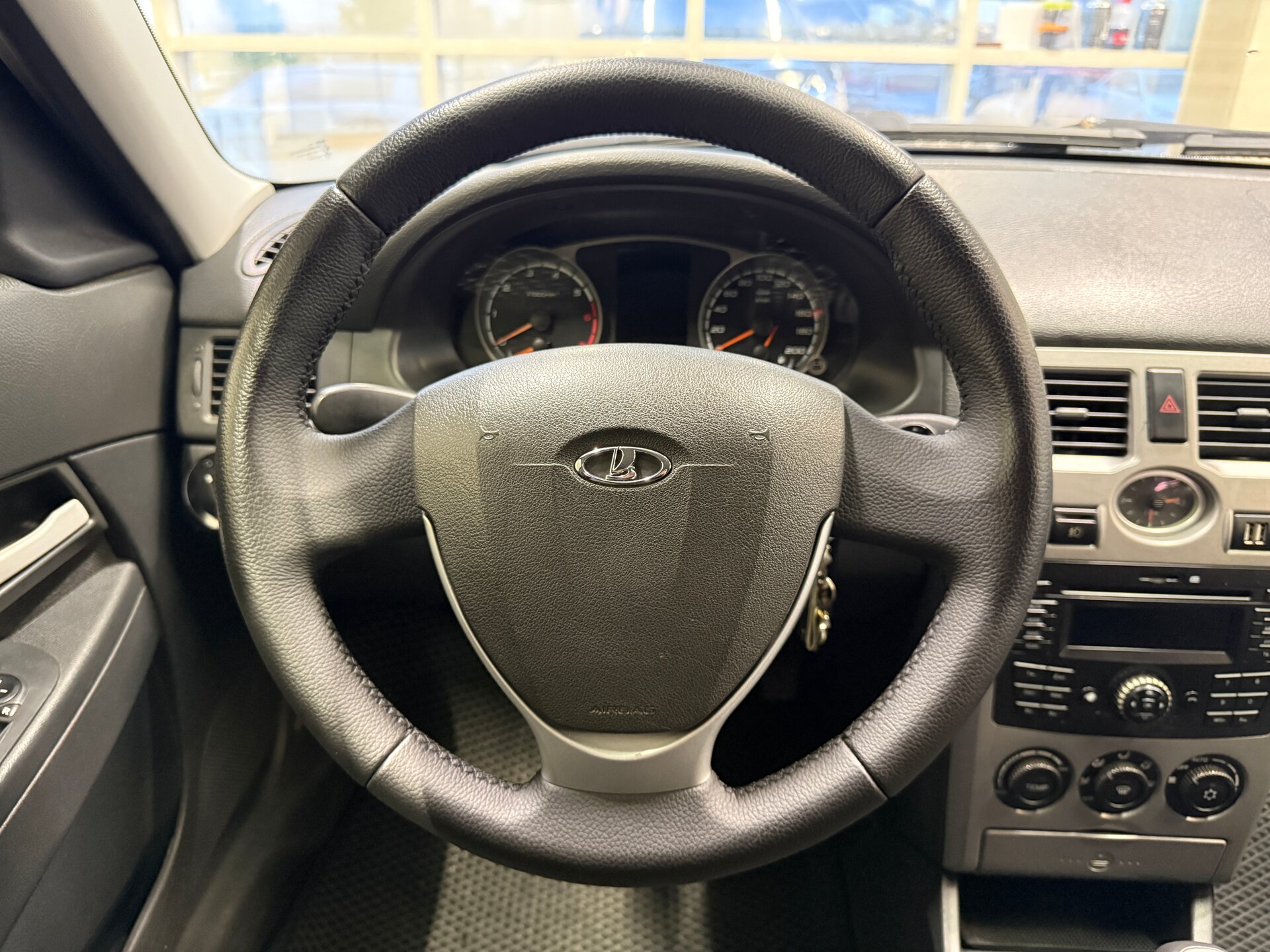 Lada (ВАЗ) Priora, I 2012