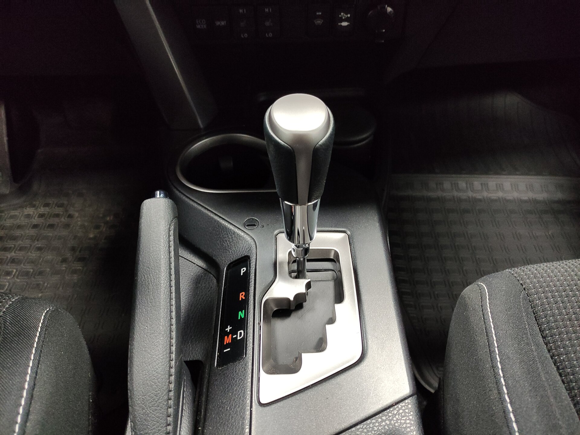 Toyota RAV4, IV (XA40) Рестайлинг 2019