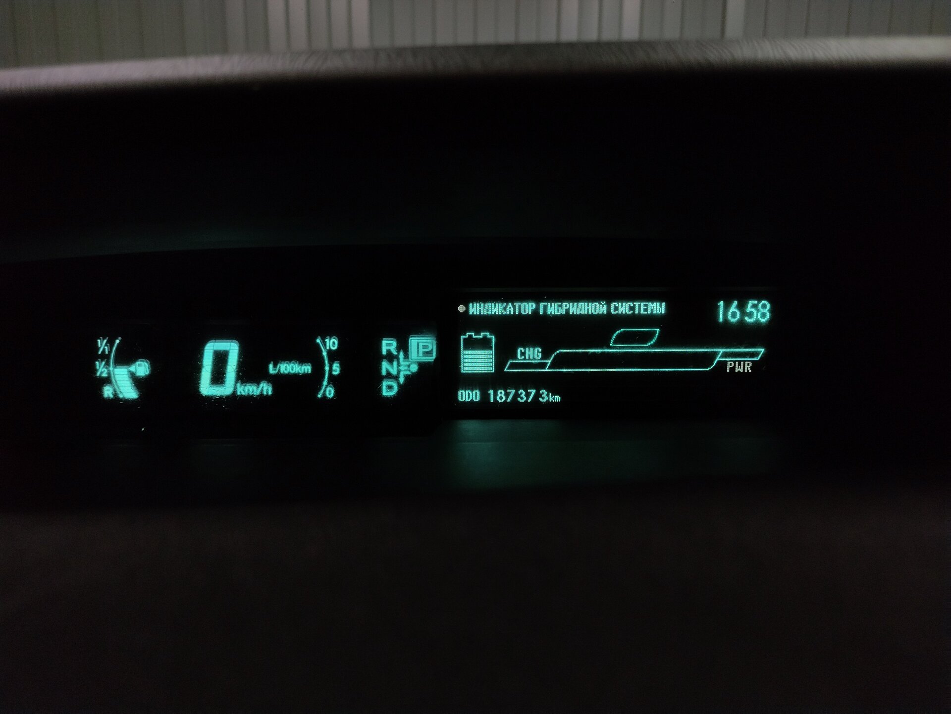 Toyota Prius, III Рестайлинг (XW30) 2011 Toyota Prius, III Рестайлинг (XW30) 2011