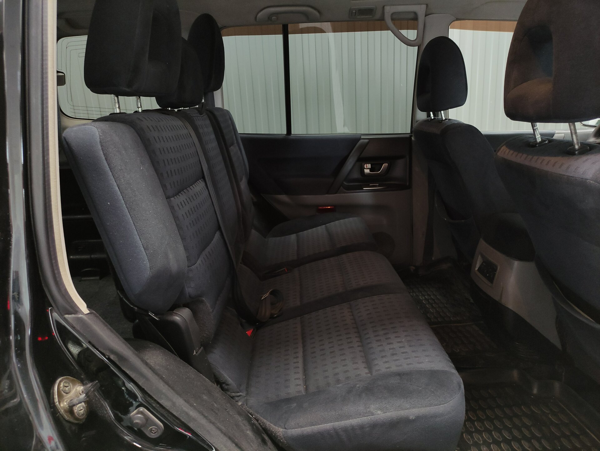 Mitsubishi Pajero, III Рестайлинг 2003