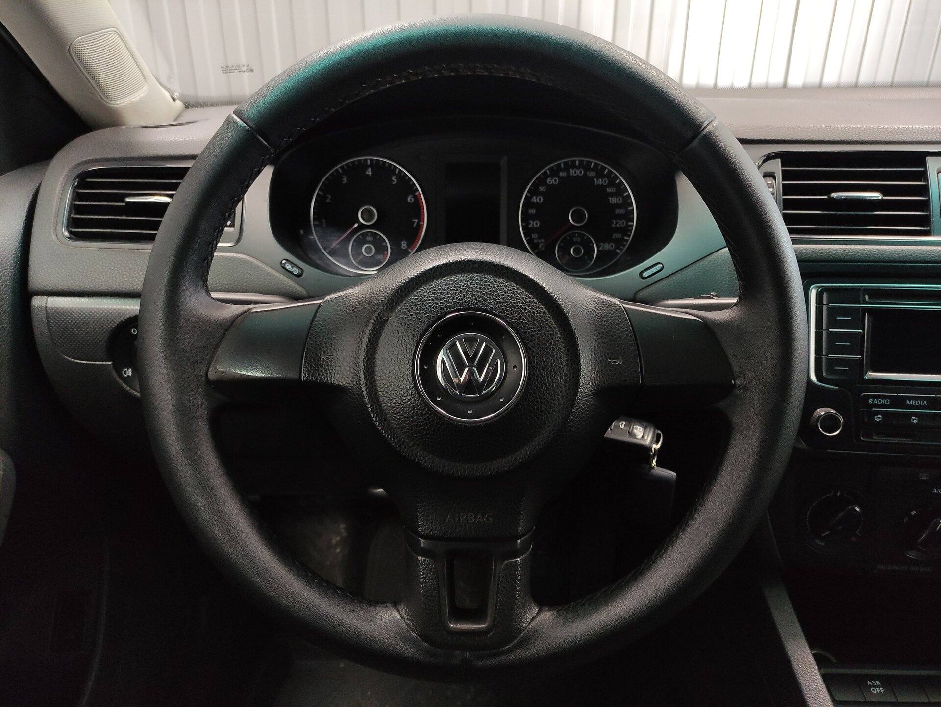 Volkswagen Jetta, VI 2013