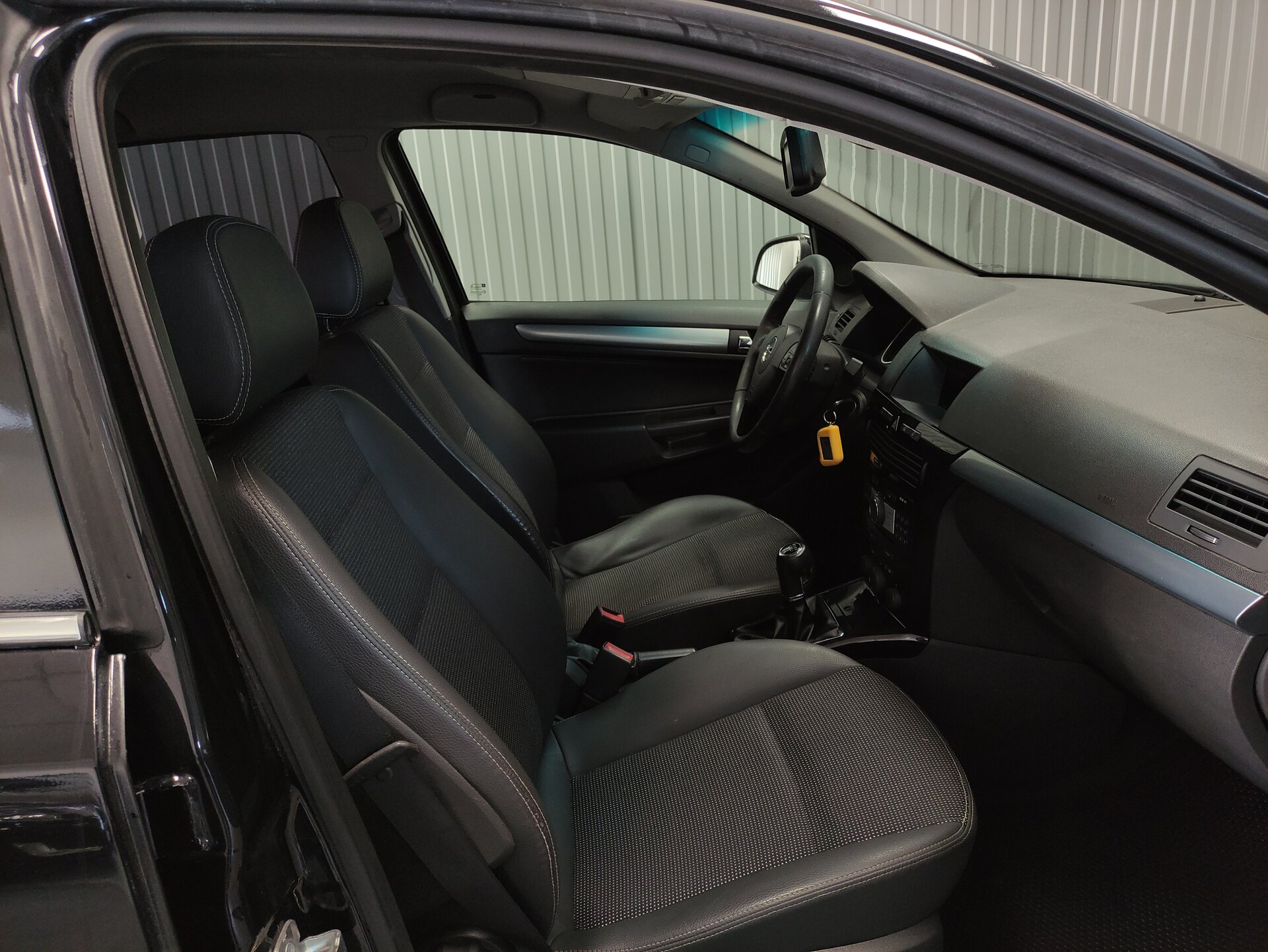 Opel Astra, H Рестайлинг 2011 Opel Astra, H Рестайлинг 2011