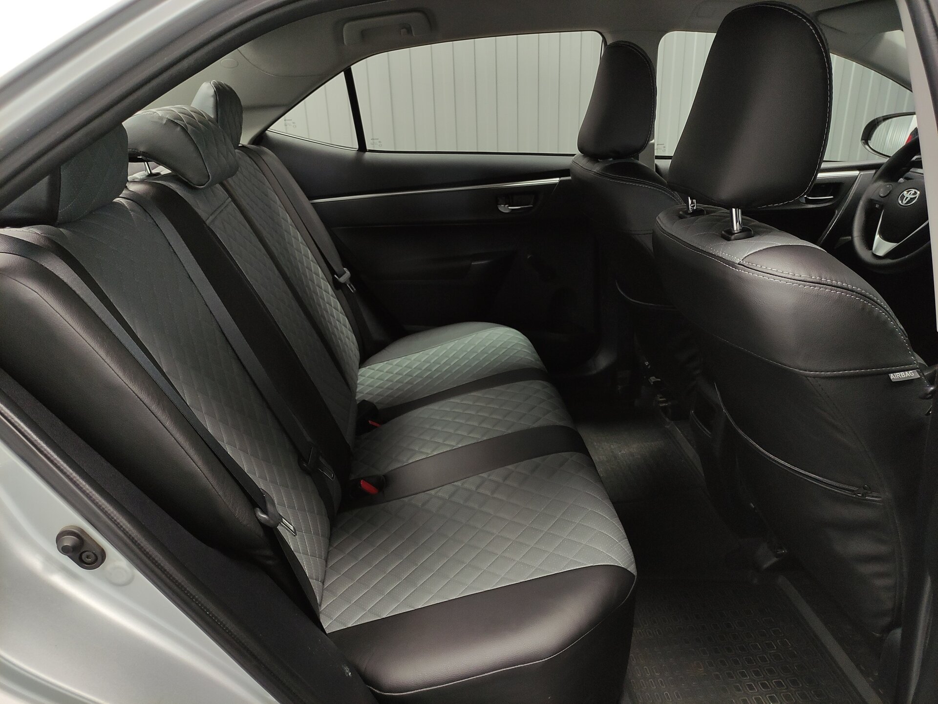 Toyota Corolla, XI (E160, E170, E180) 2014 Toyota Corolla, XI (E160, E170, E180) 2014