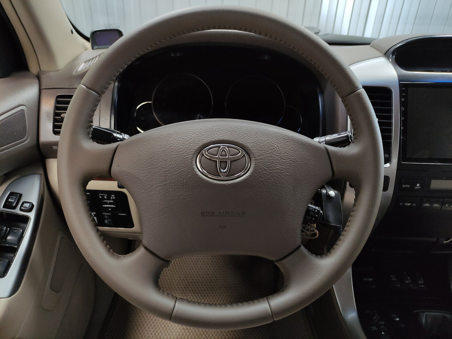 Toyota Land Cruiser Prado, 120 Series 2006