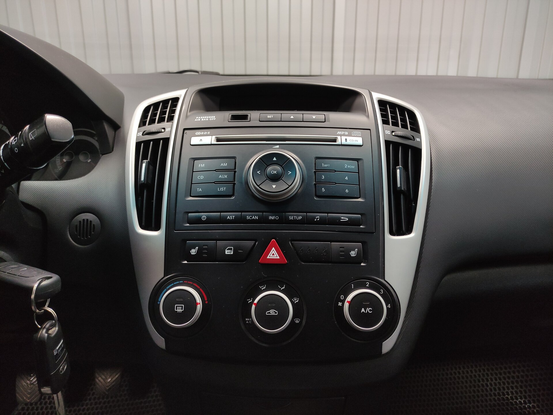 Kia Ceed, I Рестайлинг 2012 Kia Ceed, I Рестайлинг 2012