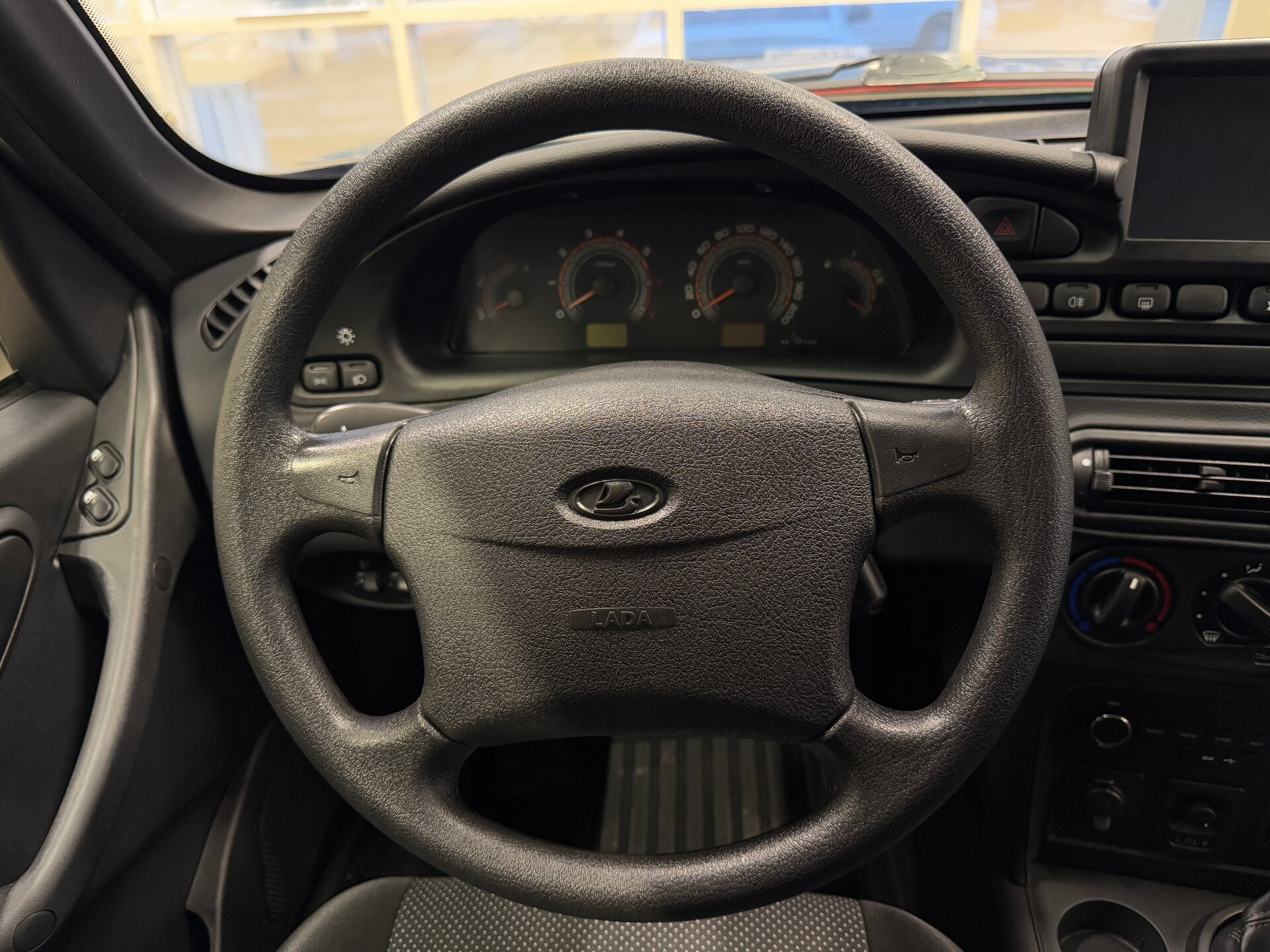 Lada (ВАЗ) Niva Travel, I 2023