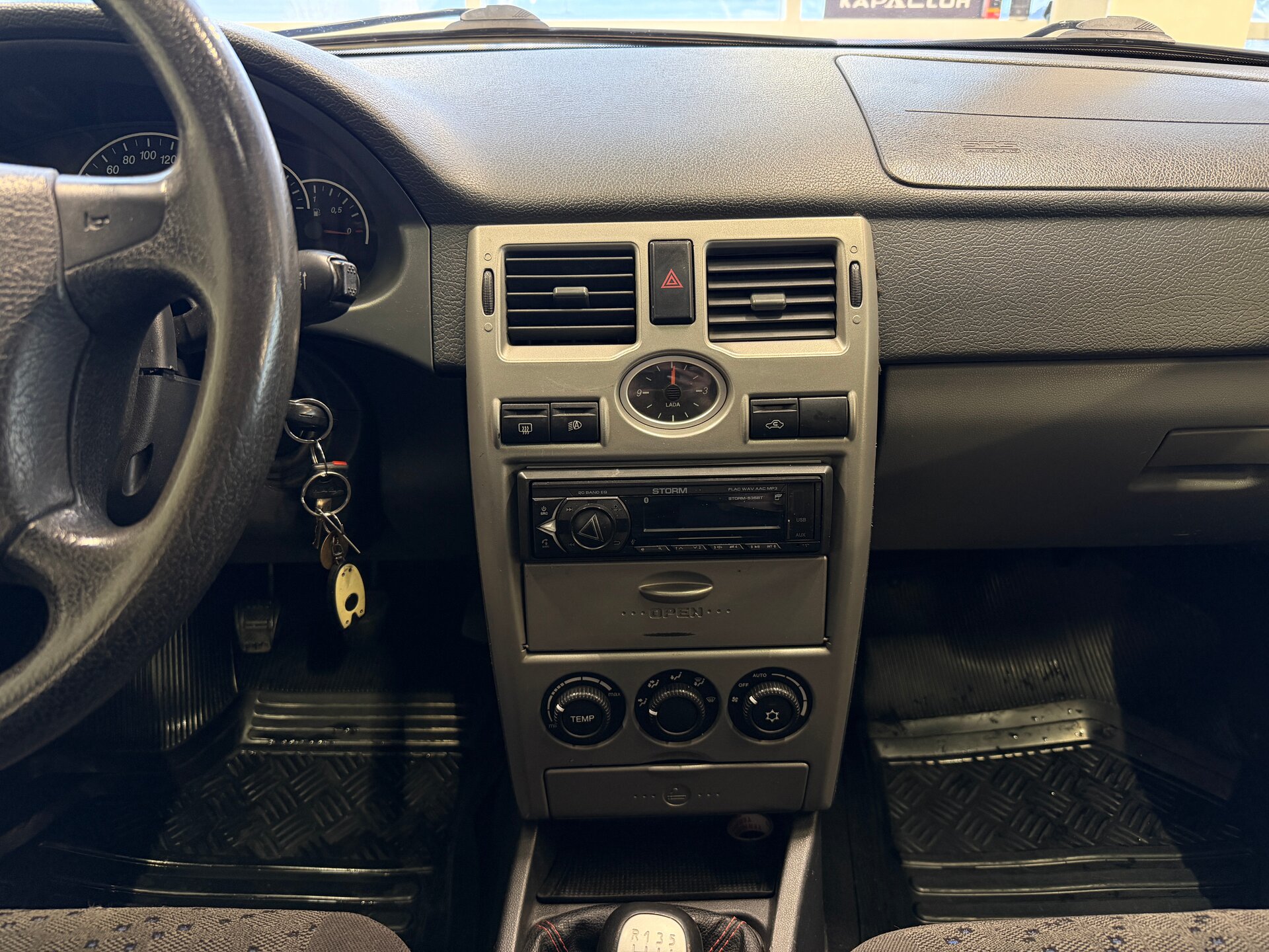 Lada (ВАЗ) Priora, I 2010 Lada (ВАЗ) Priora, I 2010