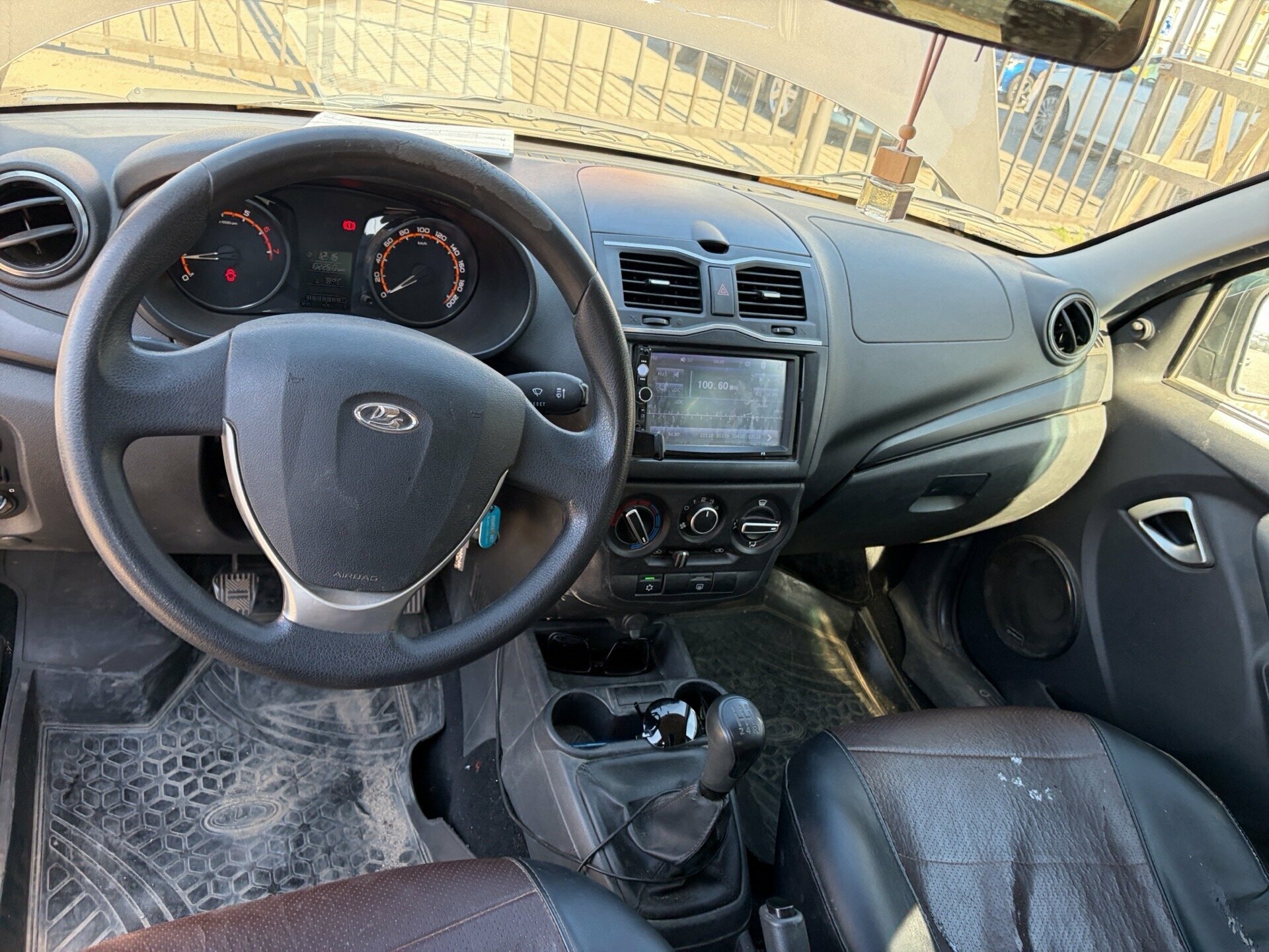 Lada (ВАЗ) Granta, I Рестайлинг 2019 Lada (ВАЗ) Granta, I Рестайлинг 2019