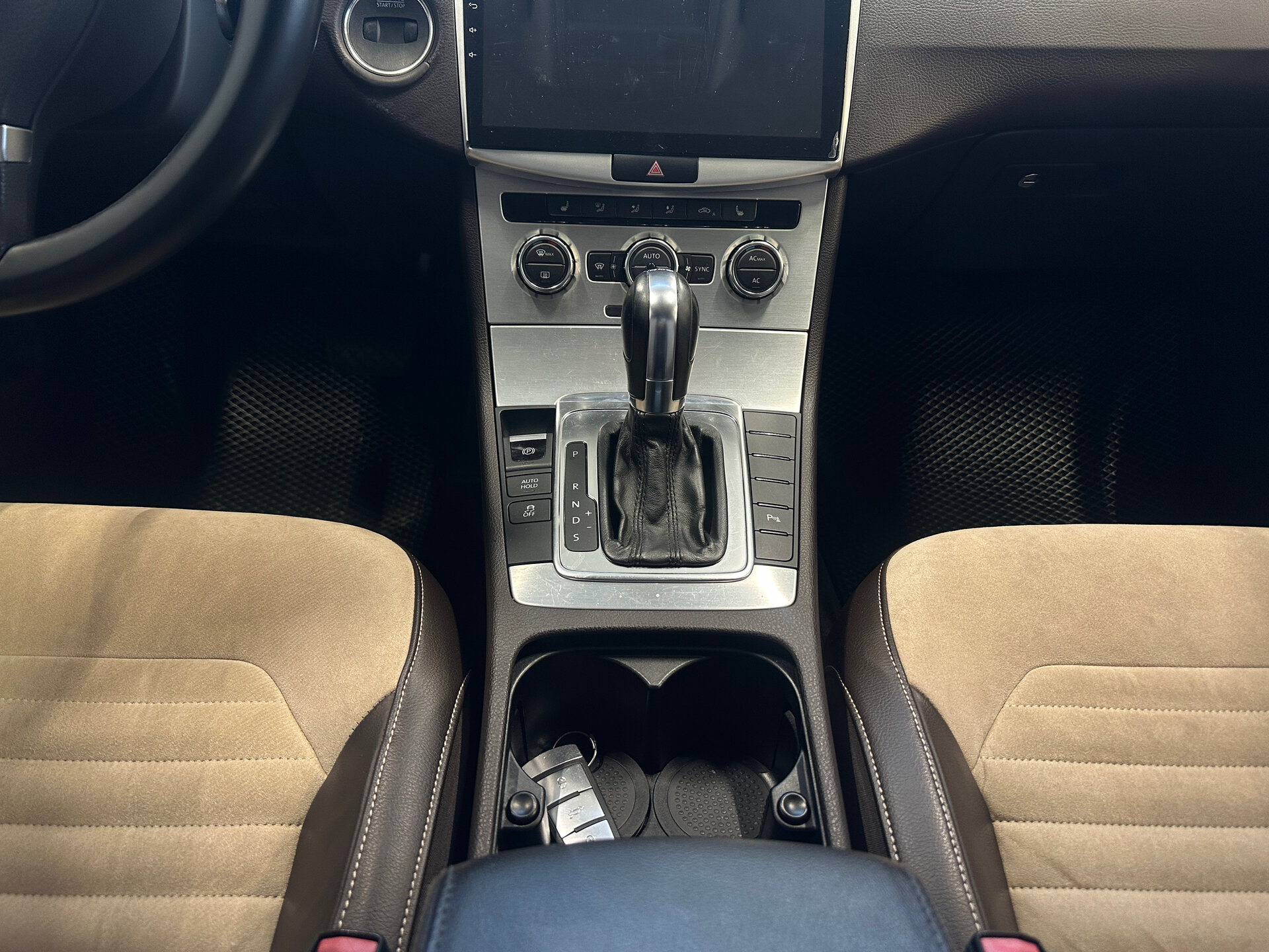 Volkswagen Passat, B7 2012