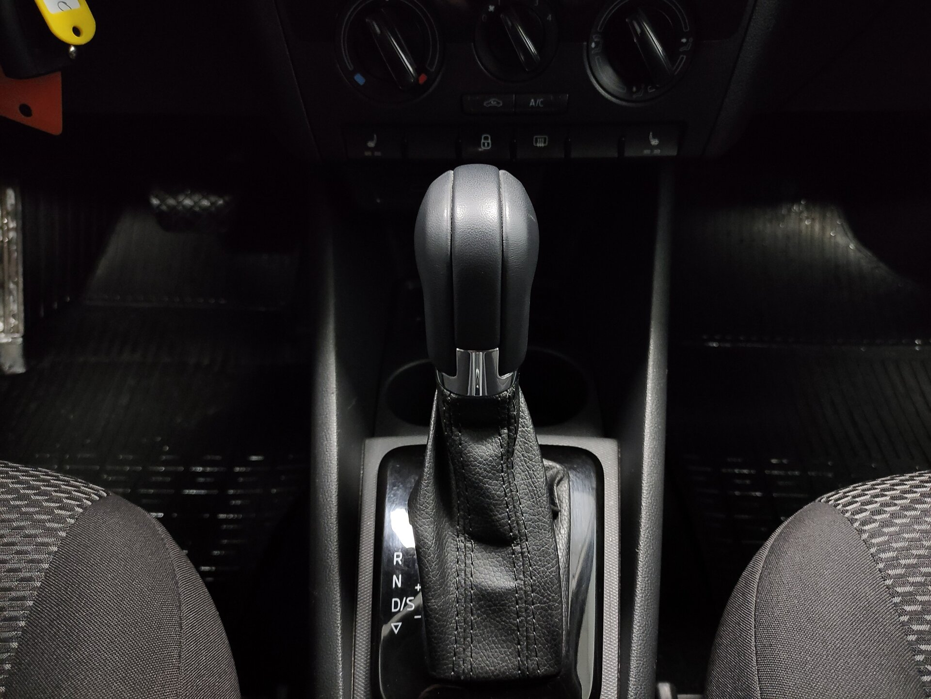 Volkswagen Polo, VI 2020