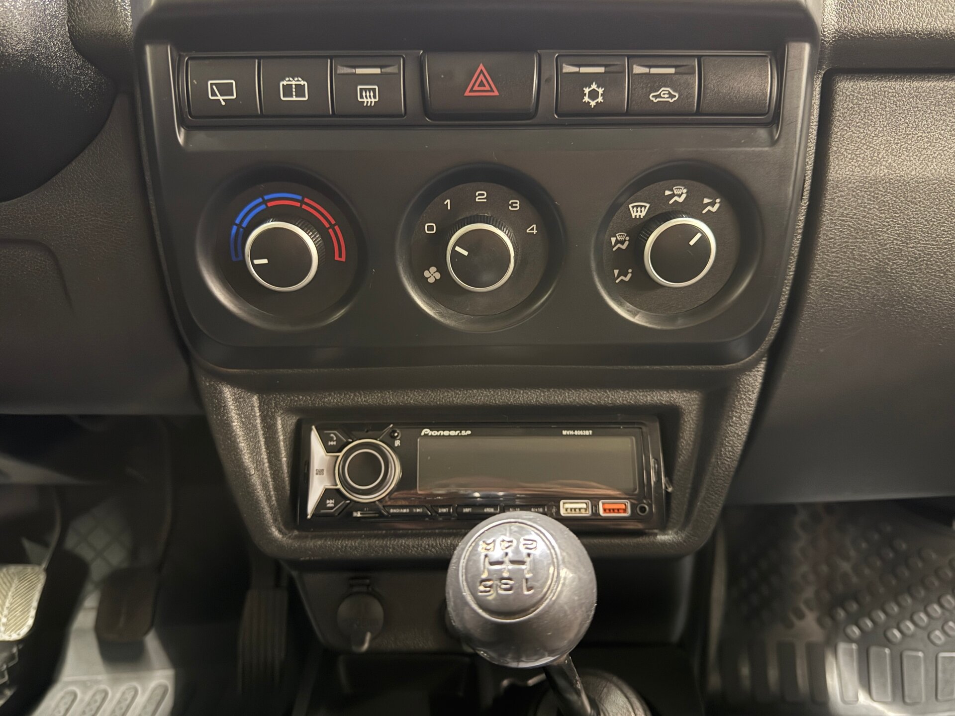 Lada (ВАЗ) 2121 (4x4), I Рестайлинг (2020) 2019 Lada (ВАЗ) 2121 (4x4), I Рестайлинг (2020) 2019