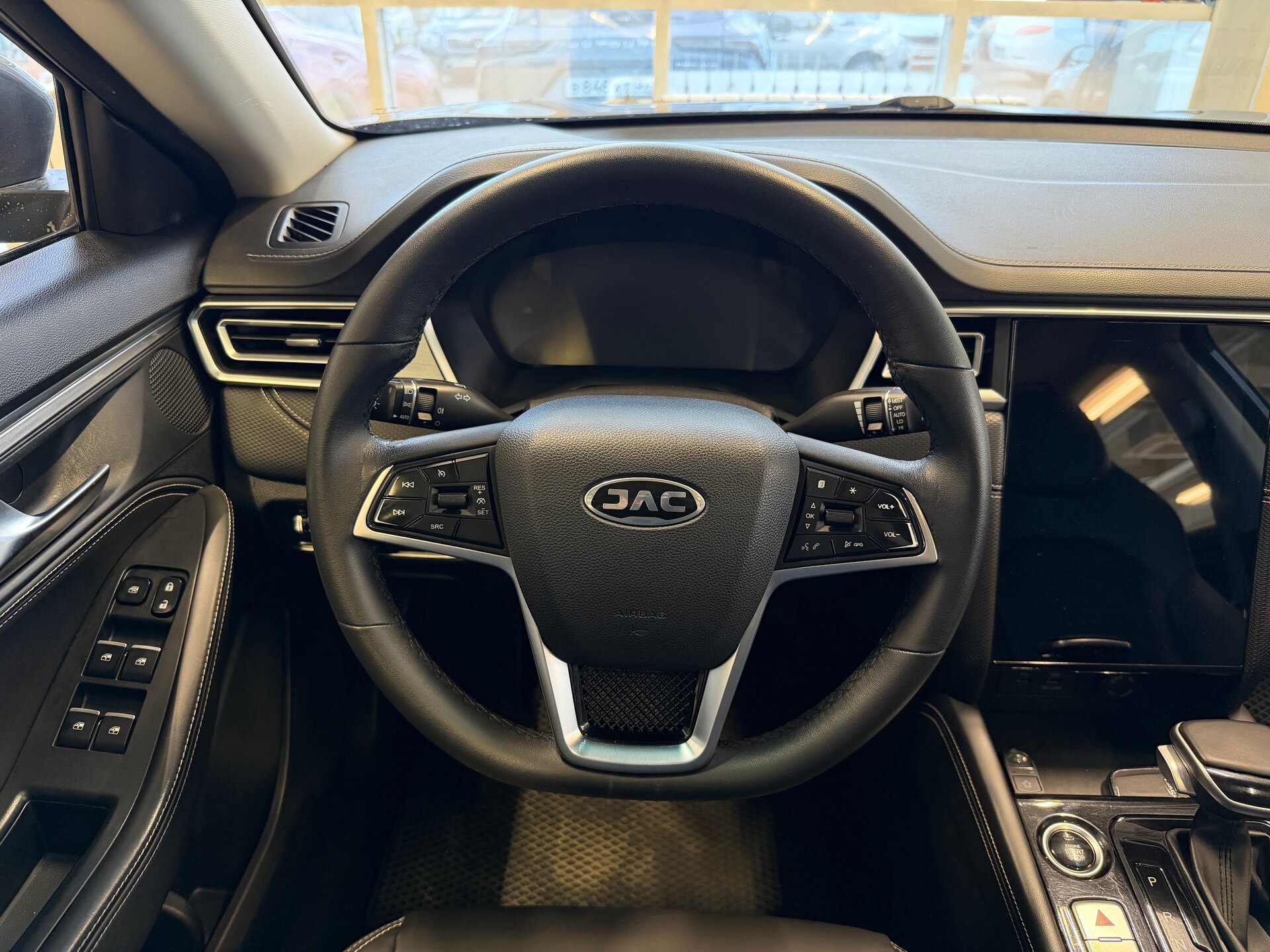 JAC J7, I 2023