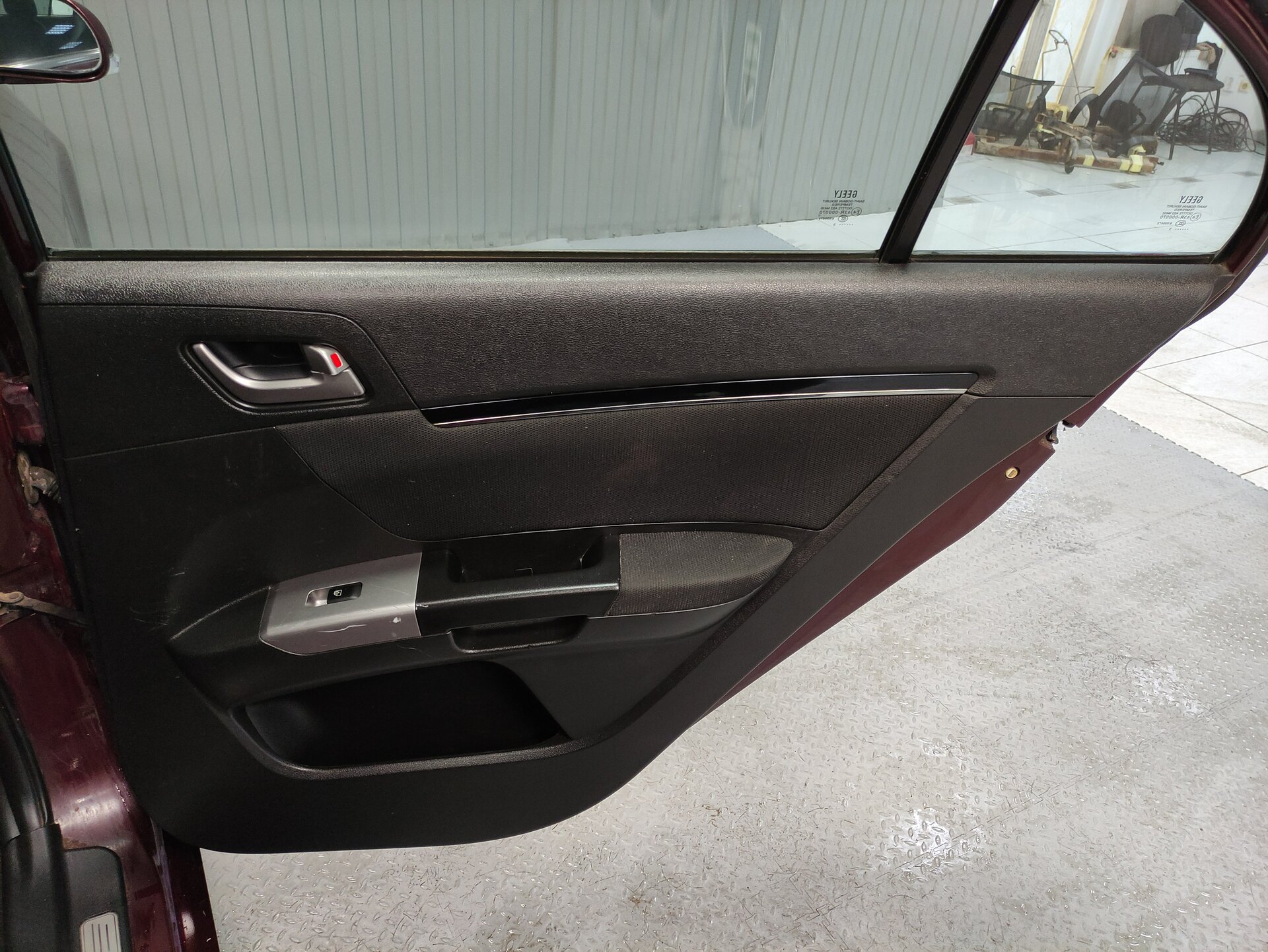 Geely Emgrand EC7, I 2013