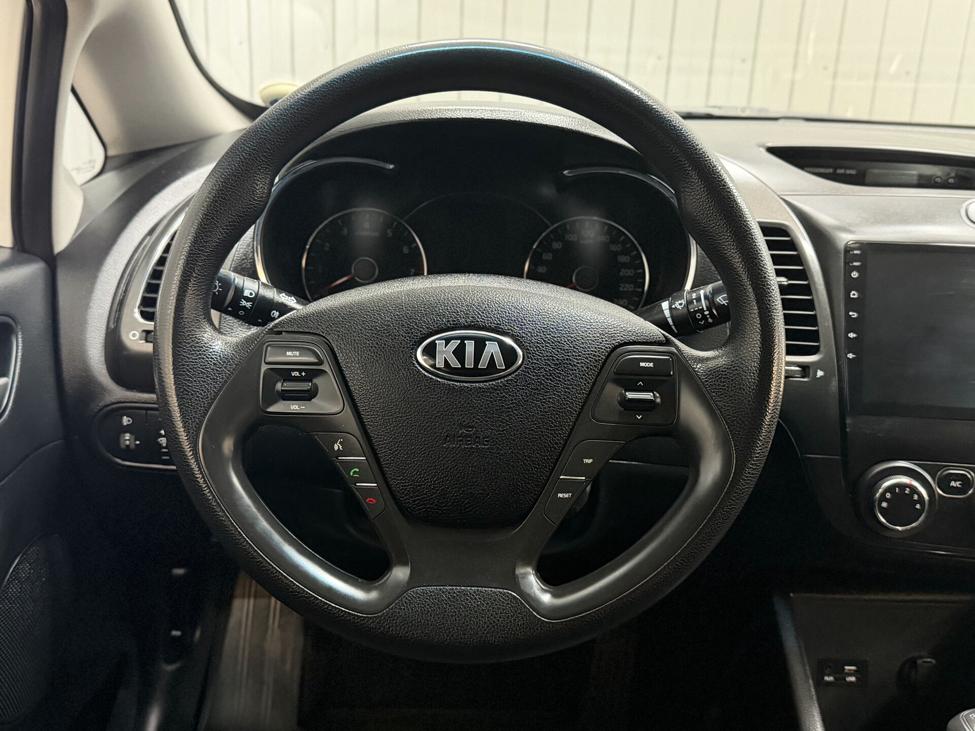 Kia Cerato, III Рестайлинг (Classic) 2017