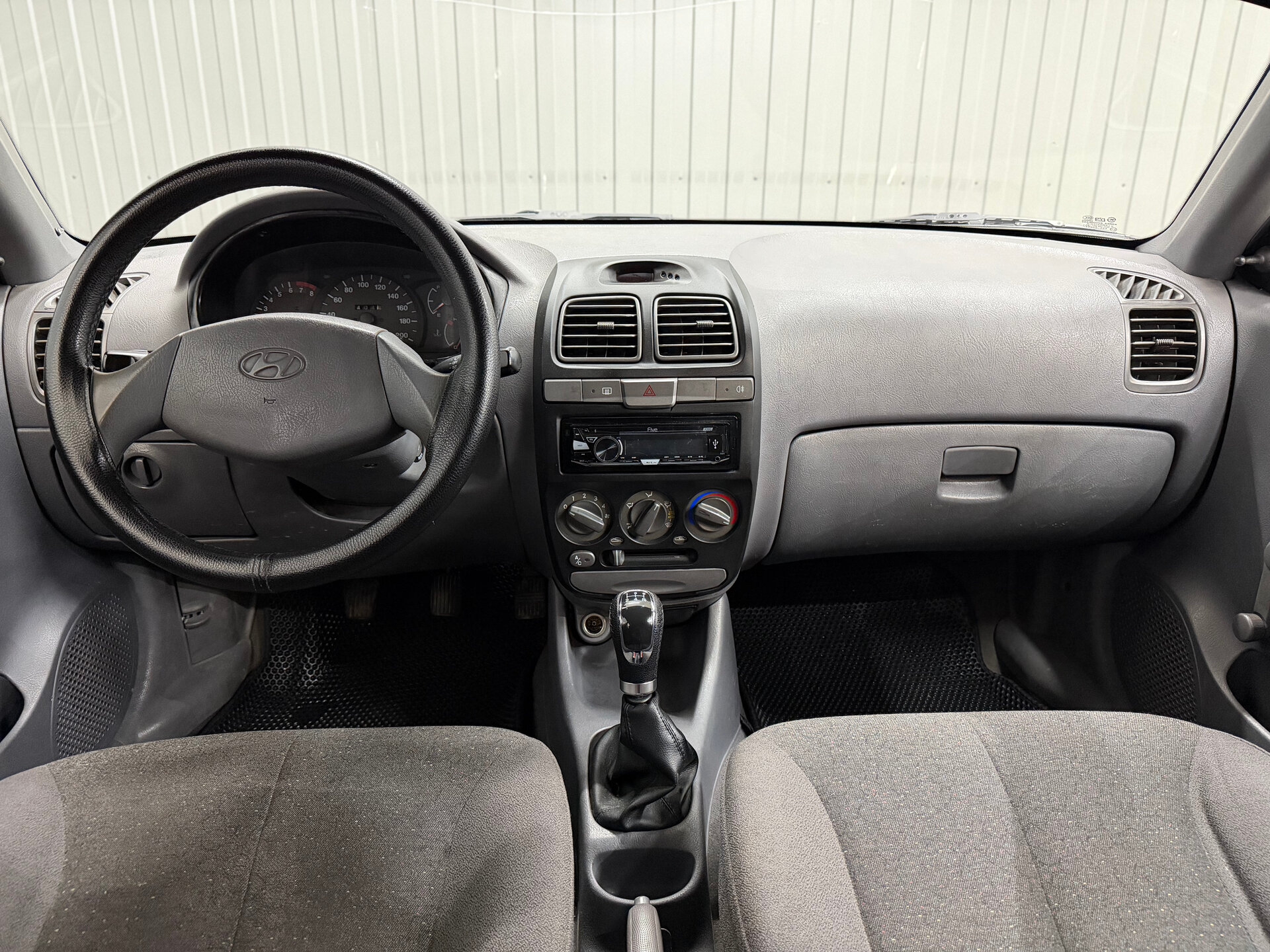 Hyundai Accent, II Рестайлинг 2003