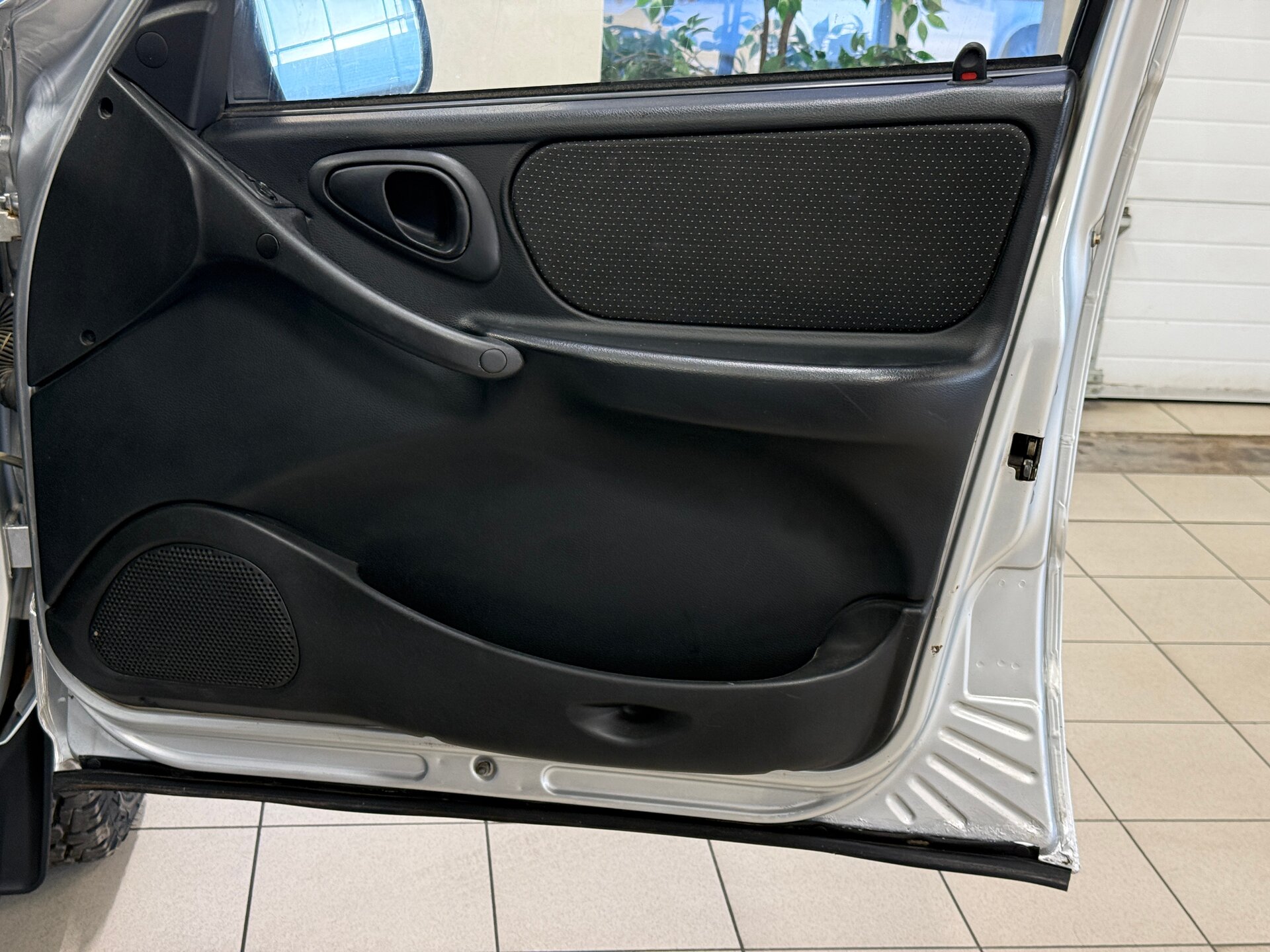 Chevrolet Niva, I 2008