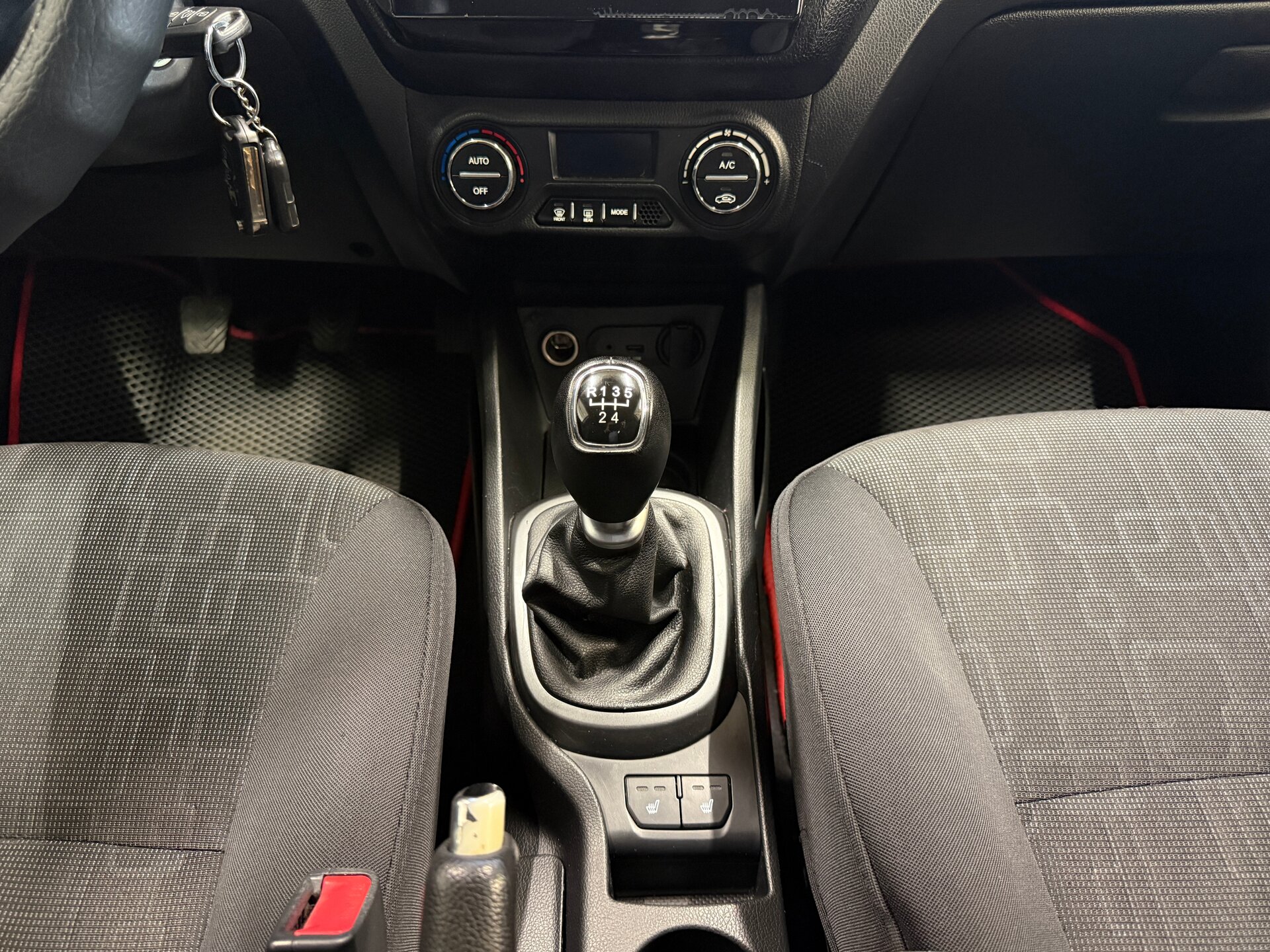 Kia Rio, III 2012