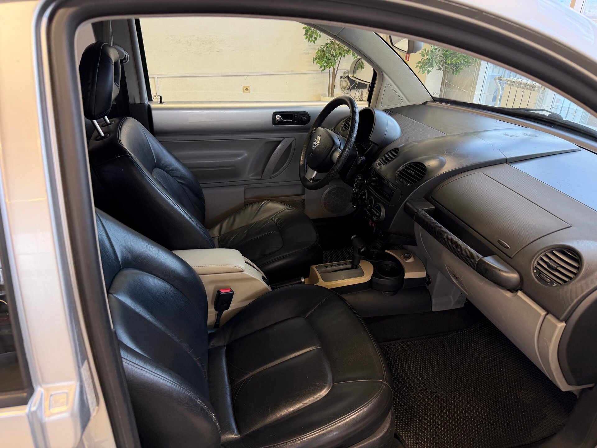 Volkswagen Beetle, I (A4) 1998 Volkswagen Beetle, I (A4) 1998