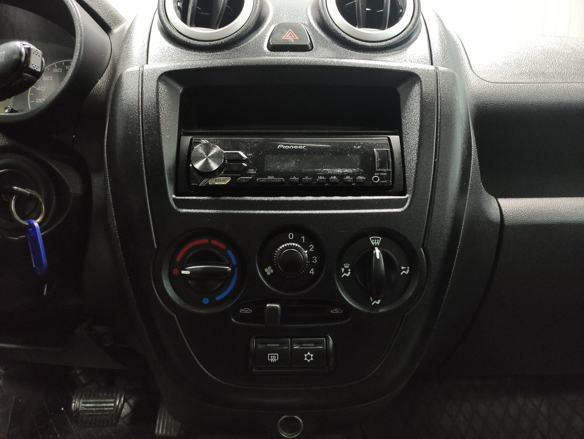 Lada (ВАЗ) Granta, I 2017