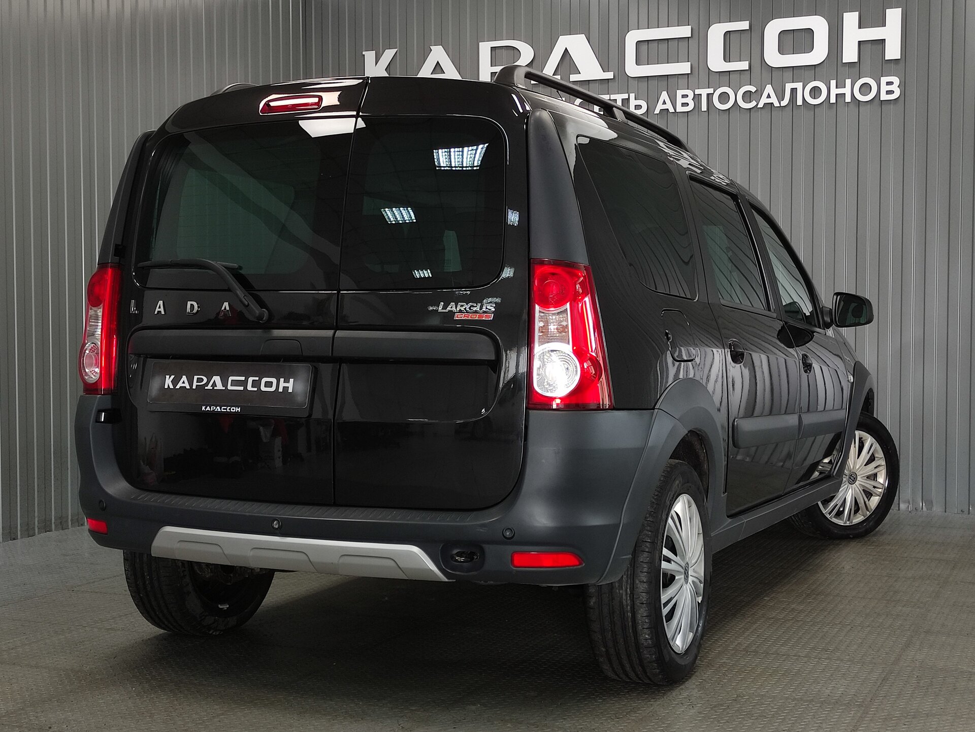 Lada (ВАЗ) Largus, I 2020 Lada (ВАЗ) Largus, I 2020