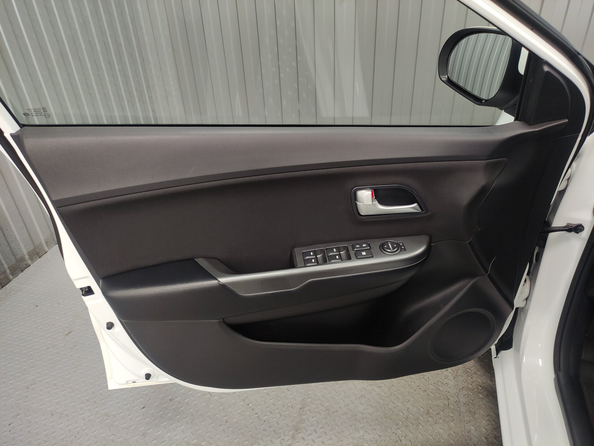 Kia Rio, III Рестайлинг 2015 Kia Rio, III Рестайлинг 2015