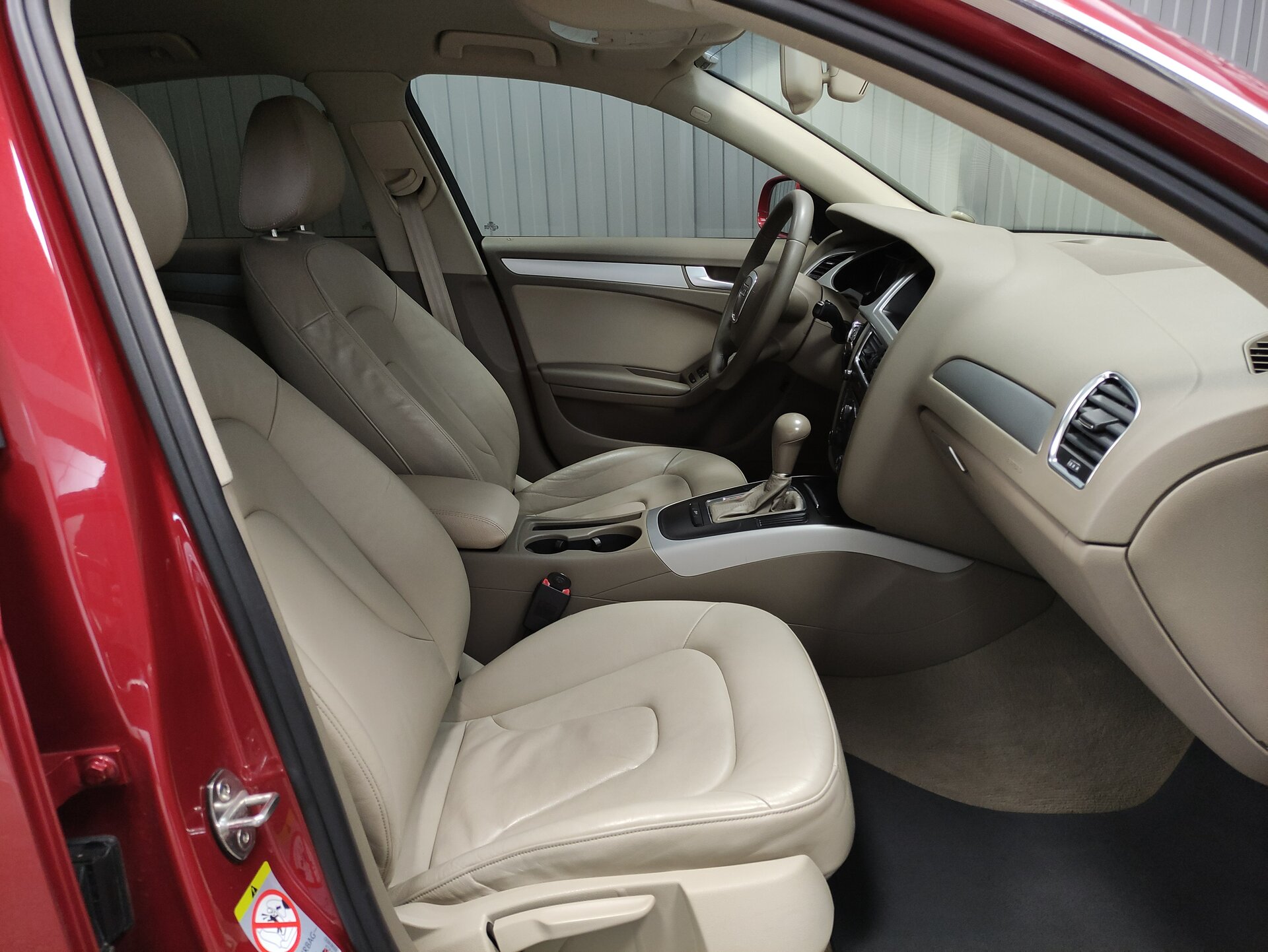 Audi A4, IV (B8) 2011