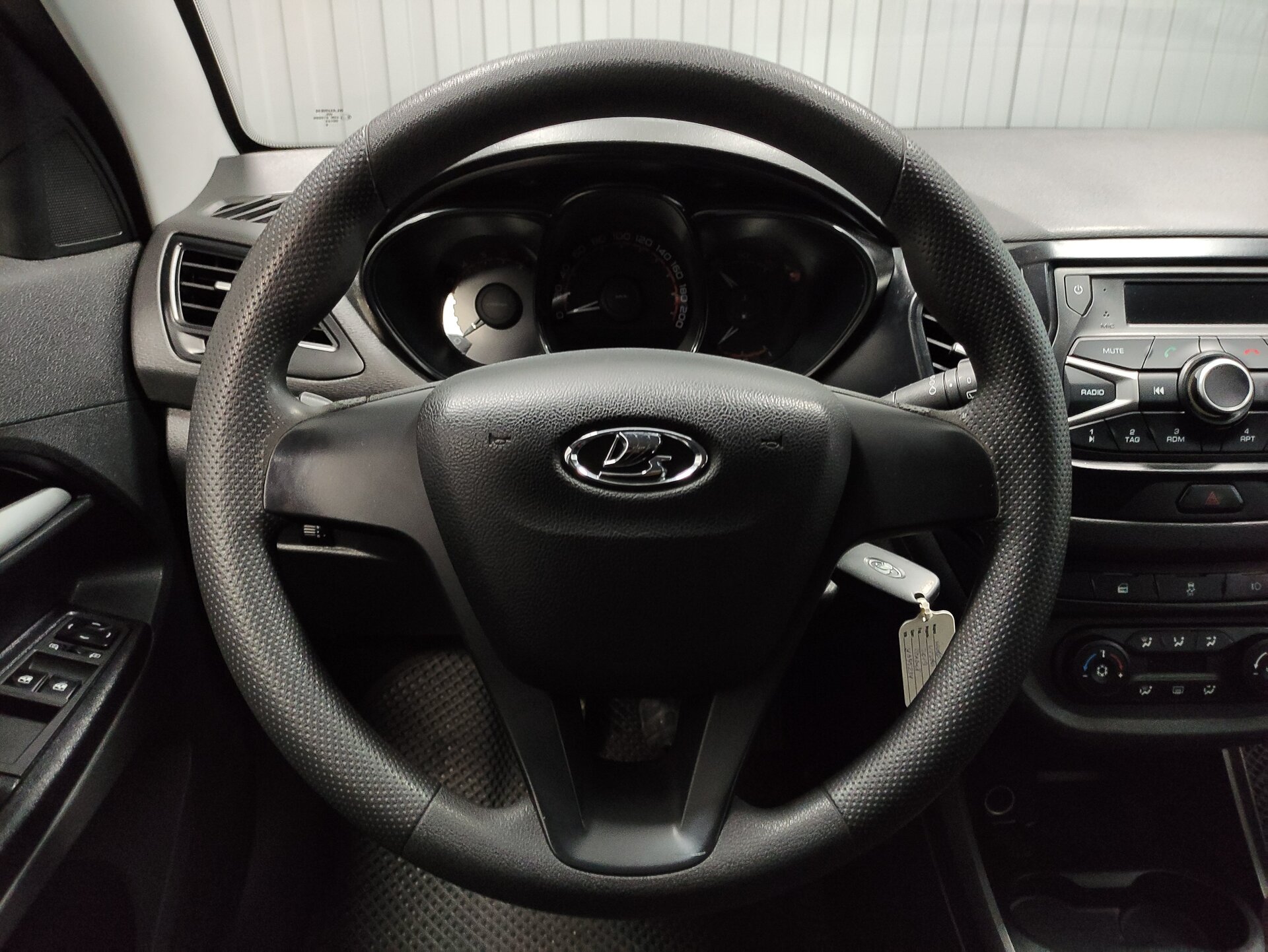Lada (ВАЗ) Vesta, I 2019