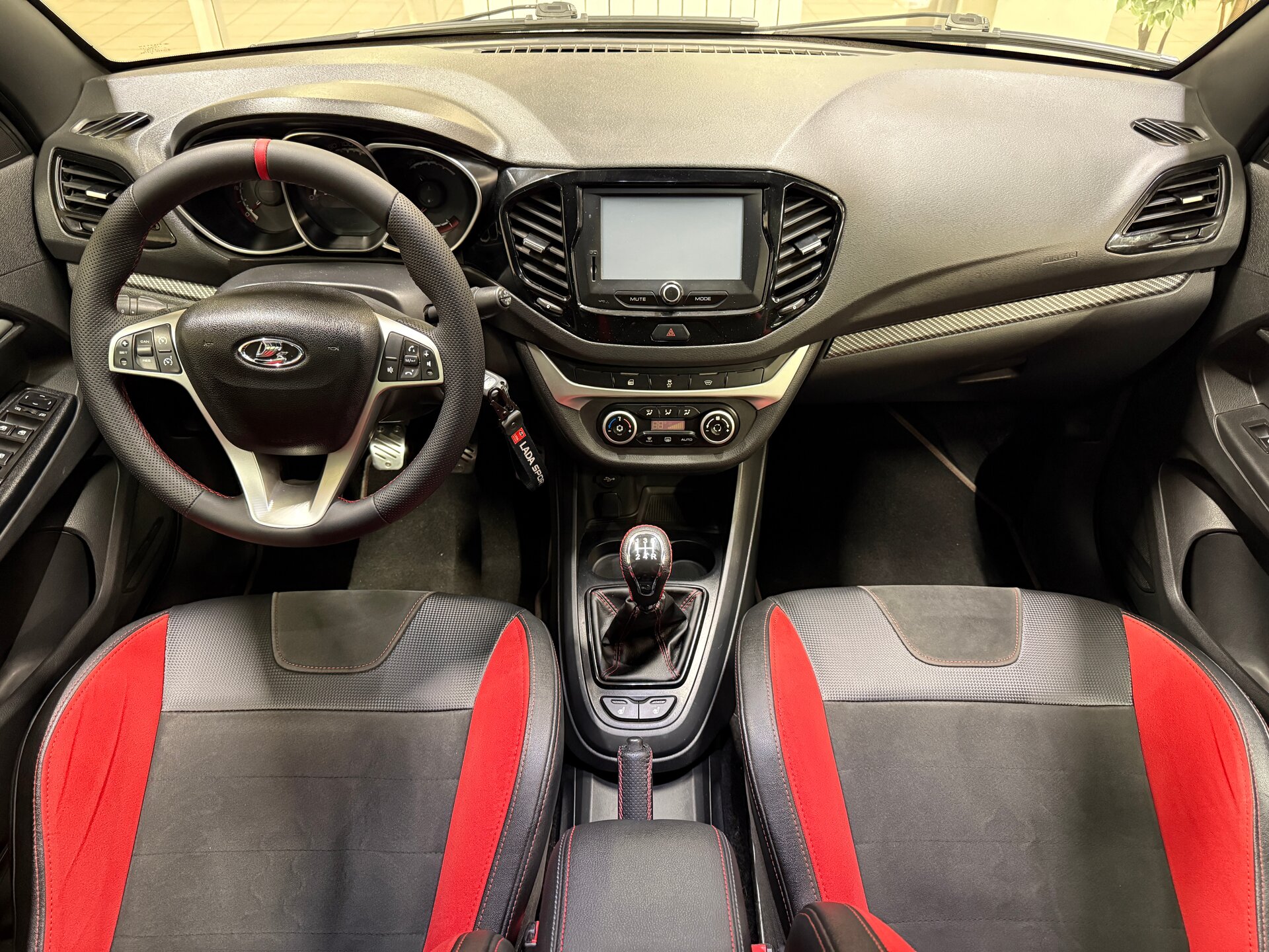 Lada (ВАЗ) Vesta, I 2019