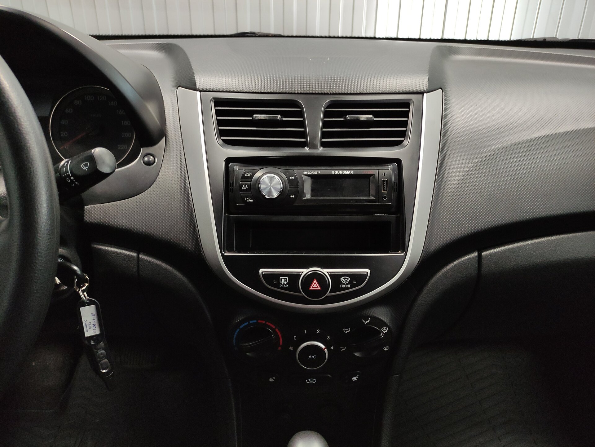 Hyundai Solaris, I 2013