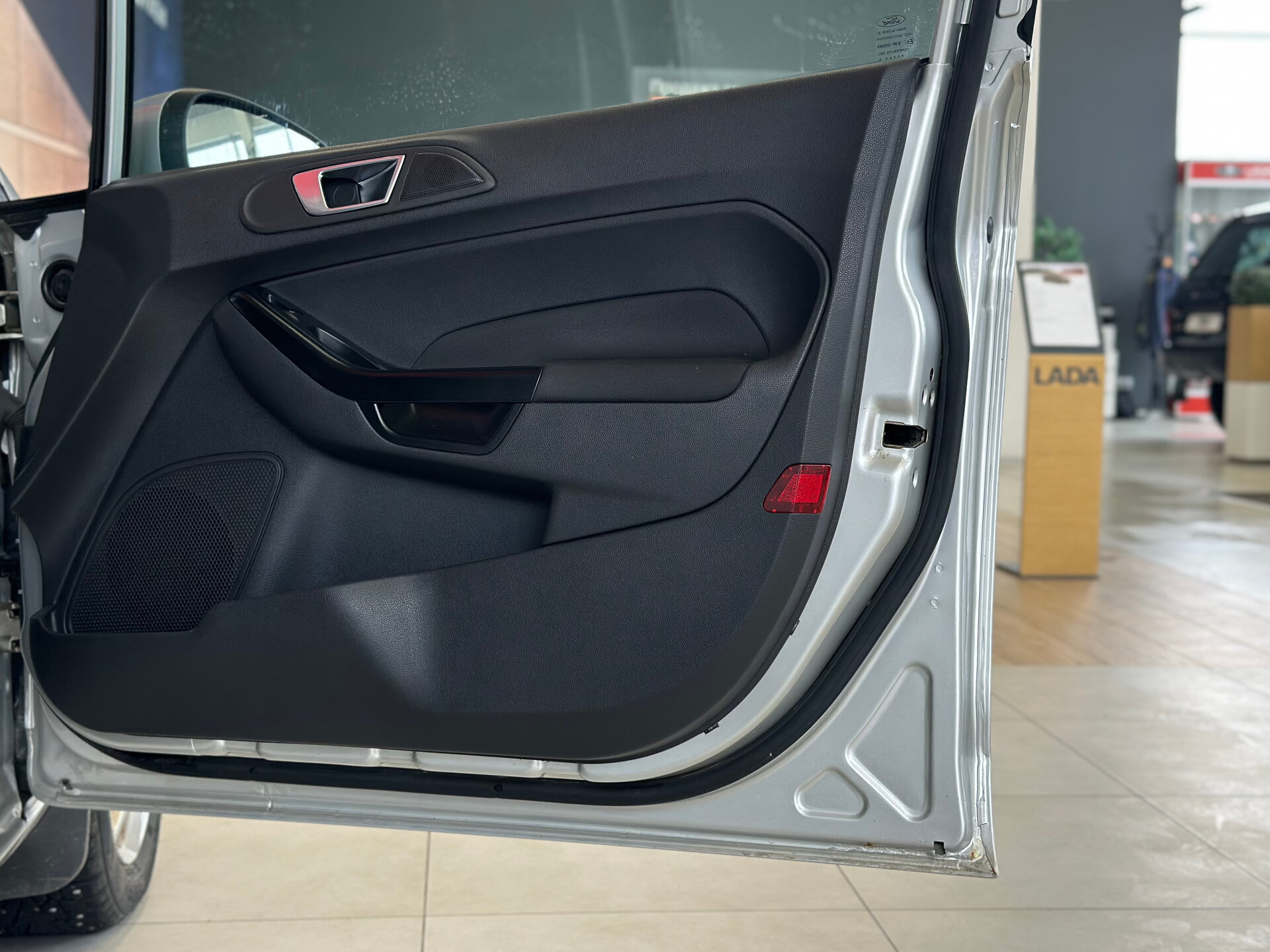 Ford Fiesta, Mk6 Рестайлинг 2016