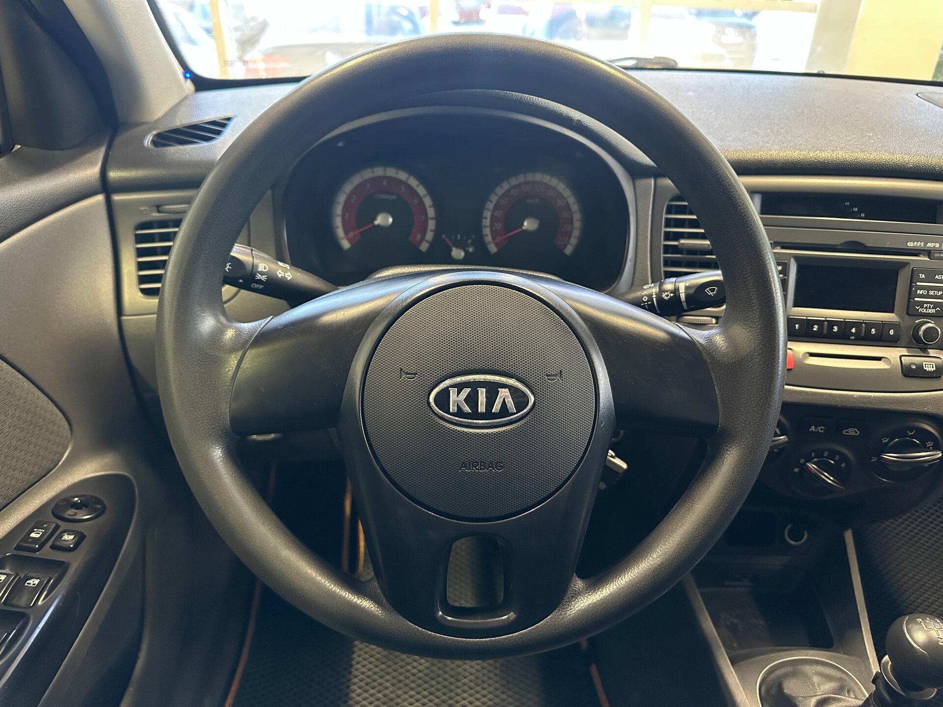 Kia Rio, II Рестайлинг 2011 Kia Rio, II Рестайлинг 2011