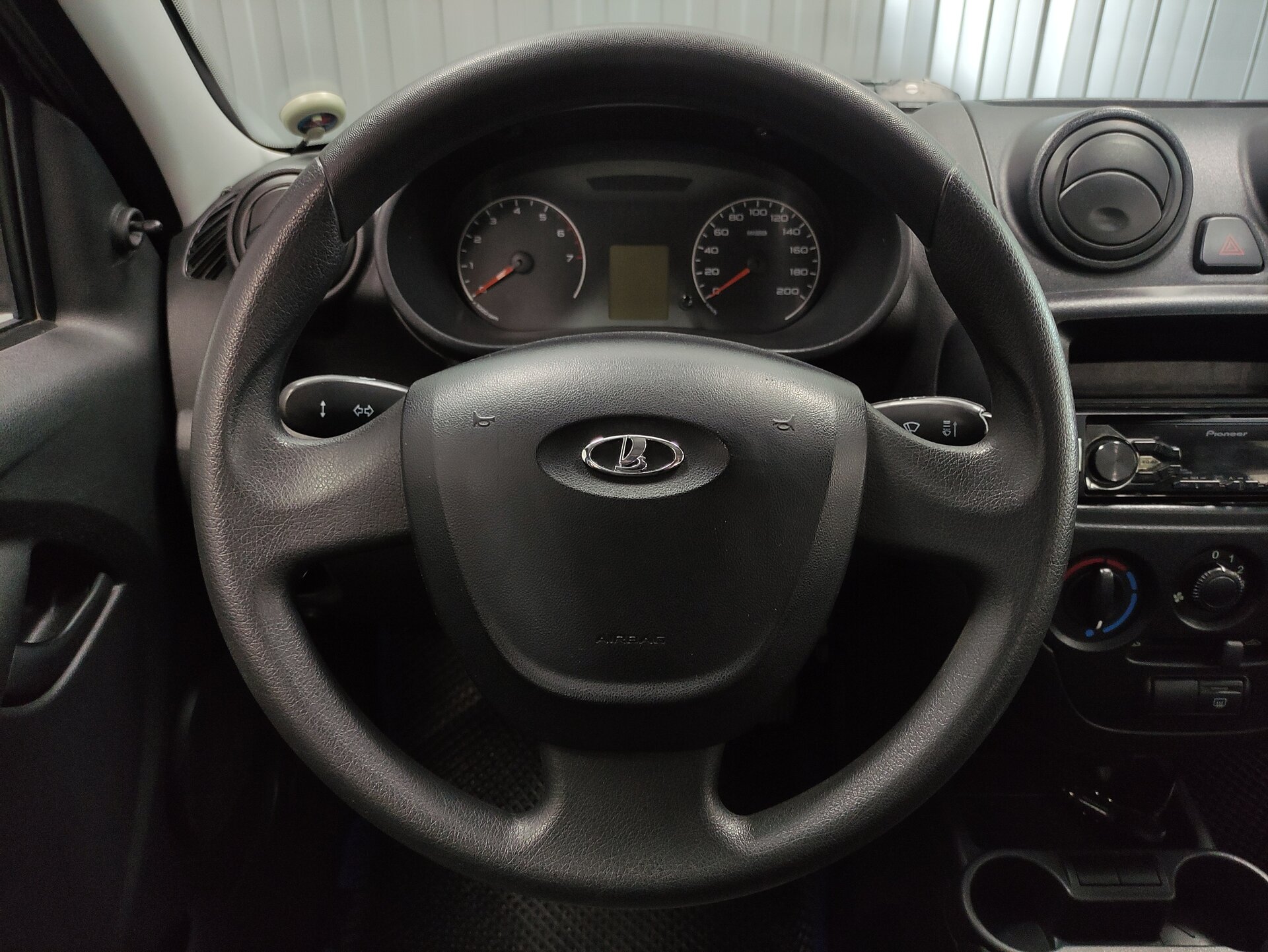 Lada (ВАЗ) Granta, I 2017