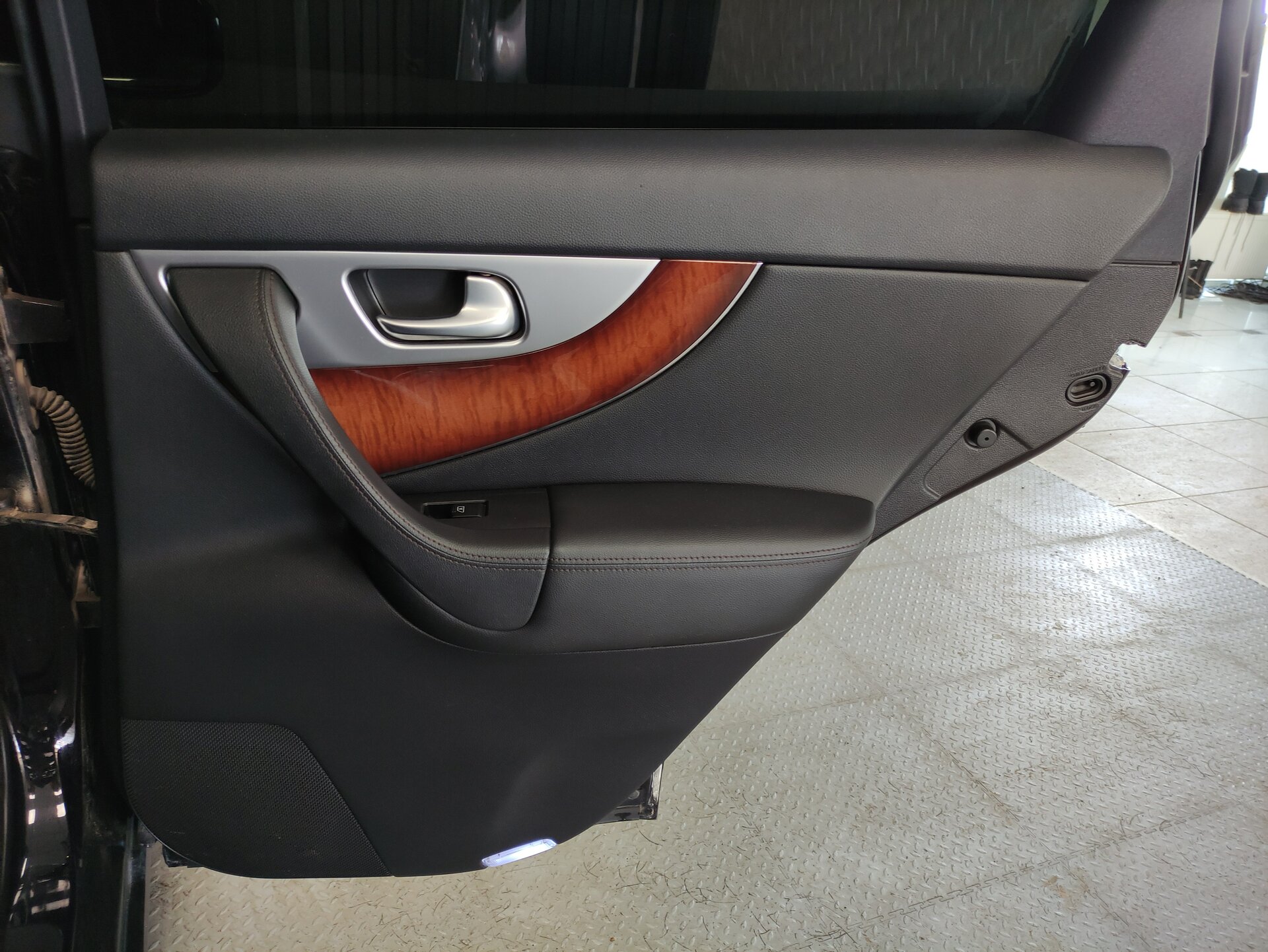 Infiniti FX, II (S51) Рестайлинг 2011