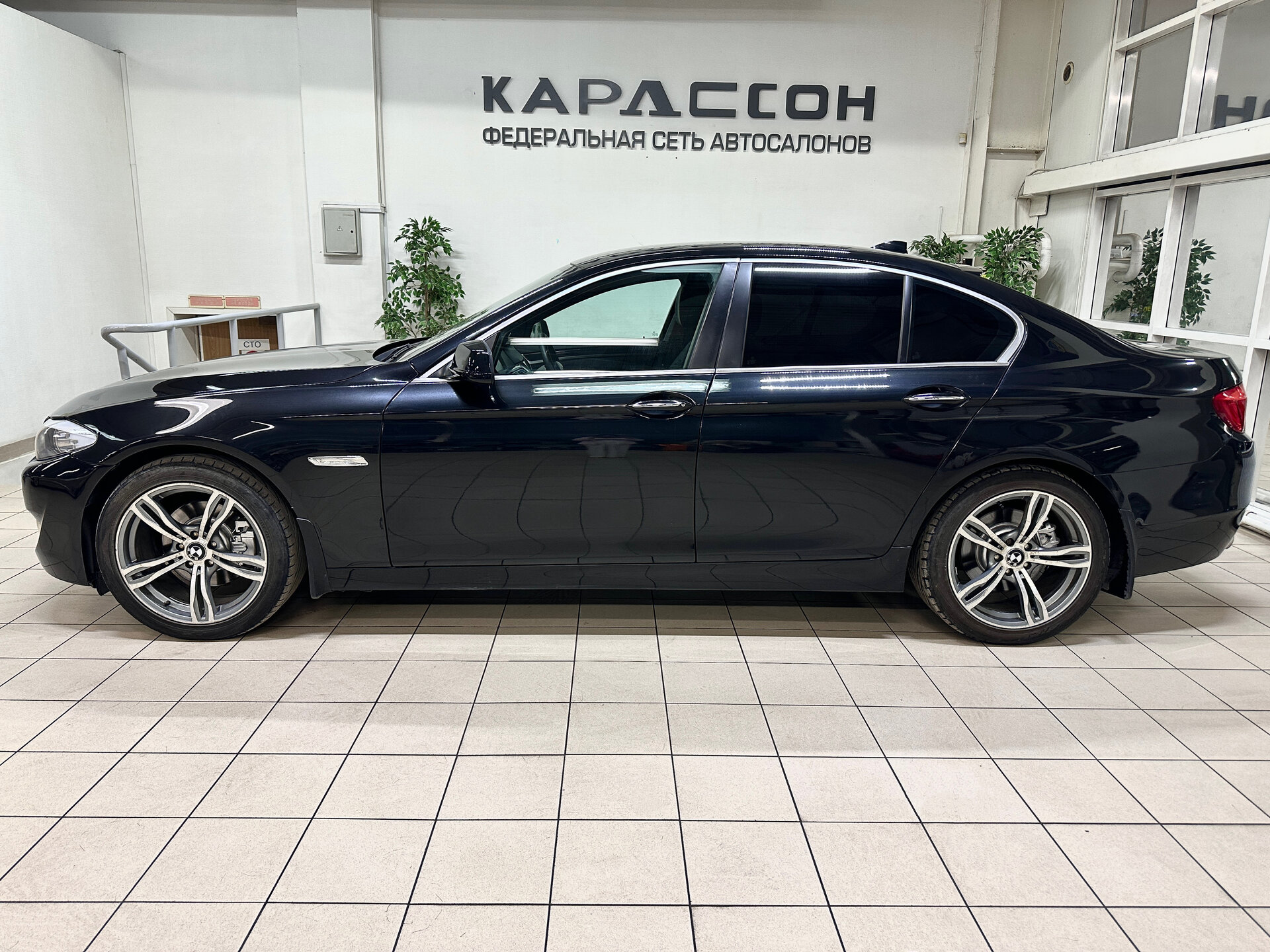 BMW 5 серии, VI (F10/F11/F07) 2010 BMW 5 серии, VI (F10/F11/F07) 2010
