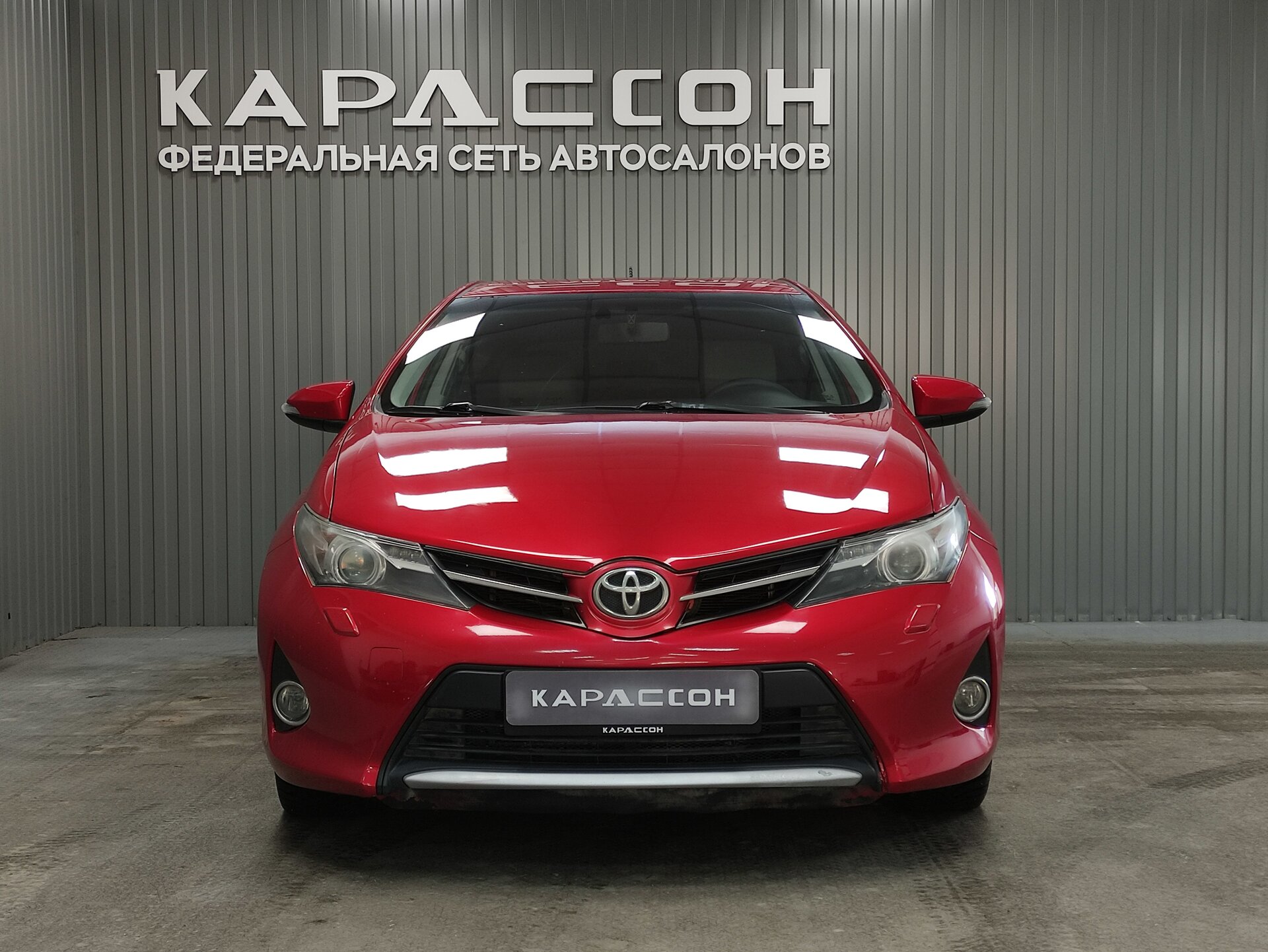 Toyota Auris, II 2013