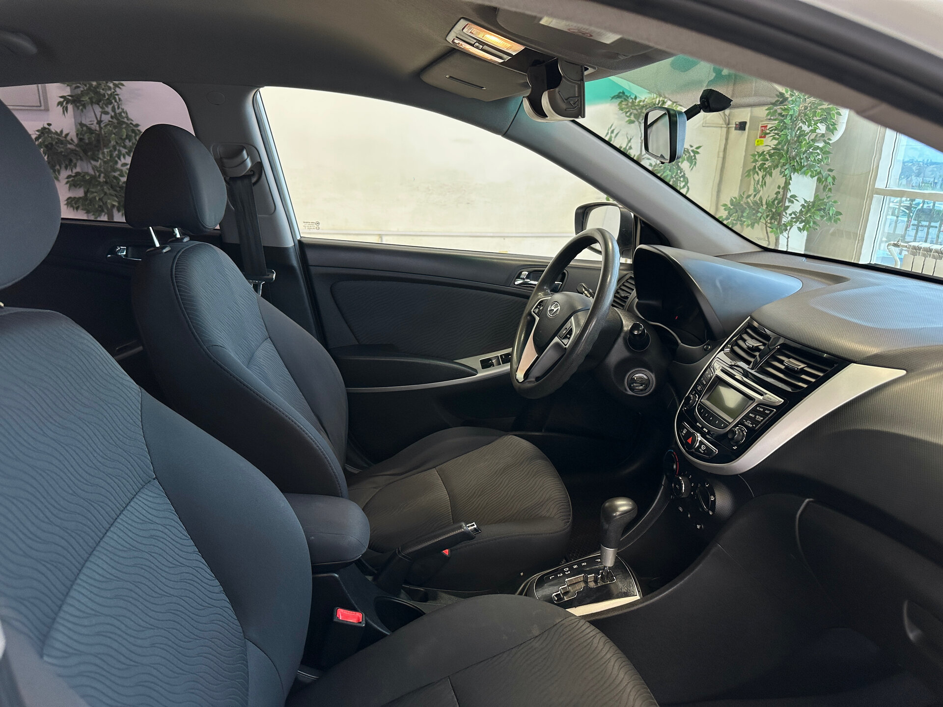 Hyundai Solaris, I 2011