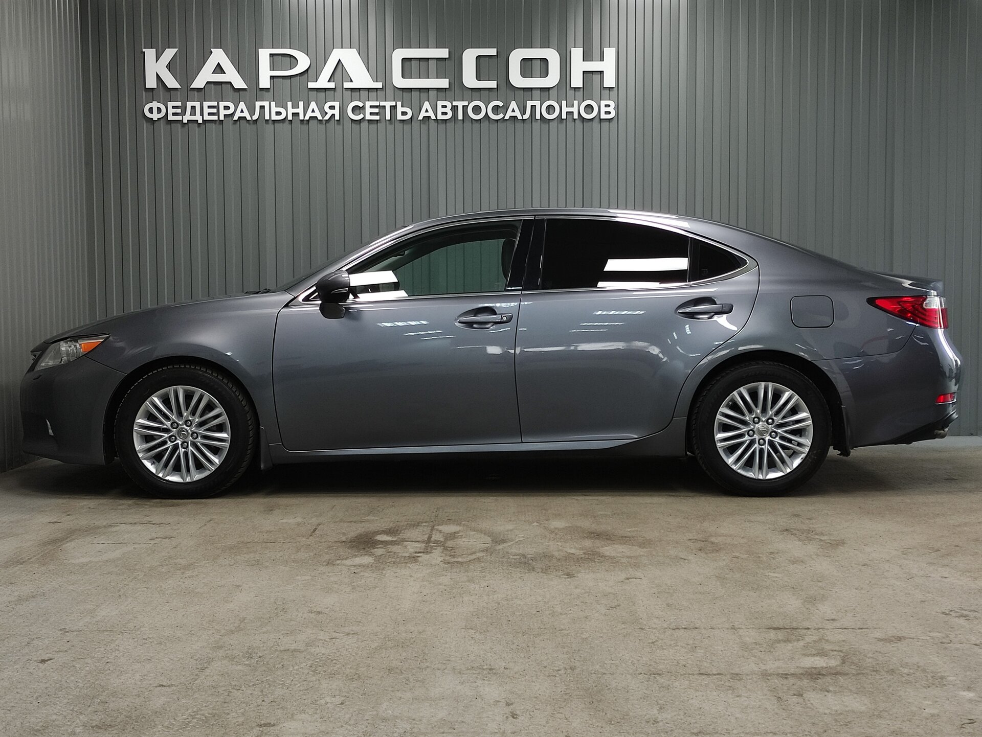 Lexus ES, VI 2014